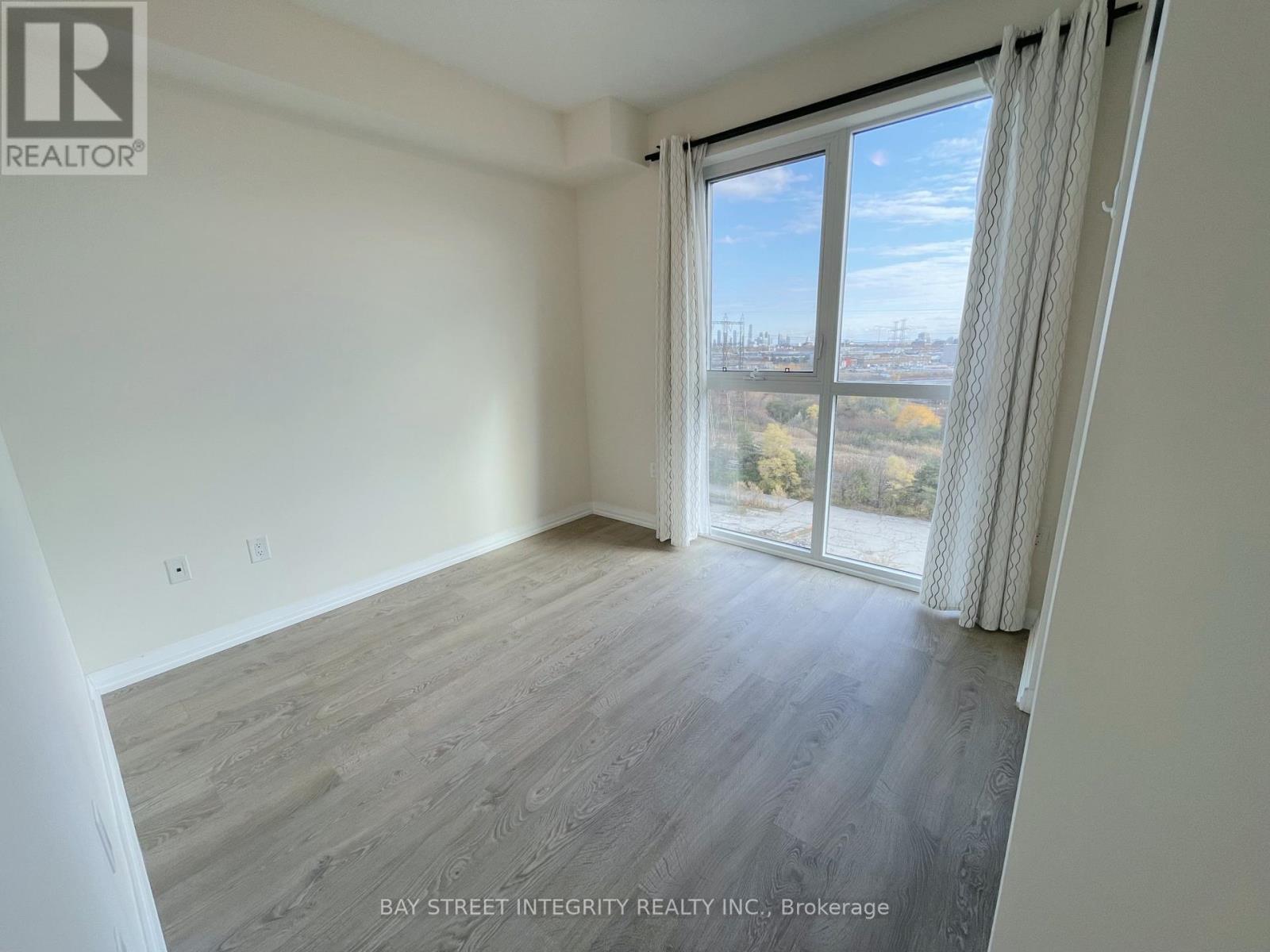 704 - 50 Thomas Riley Road, Toronto, Ontario  M9B 0C5 - Photo 7 - W12526256