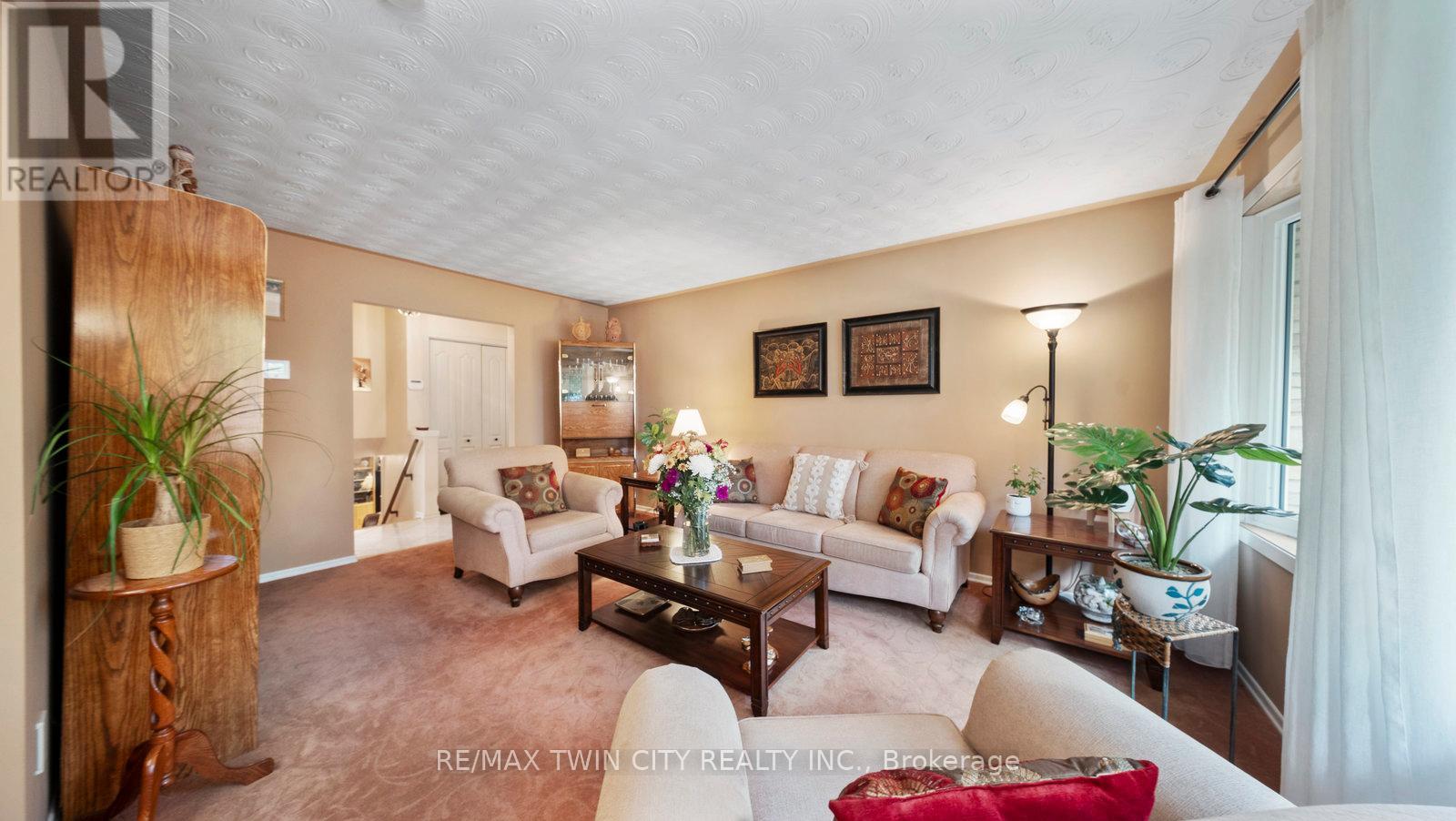 42 Palm Crescent, Brantford, Ontario  N3R 5G2 - Photo 13 - X12539636