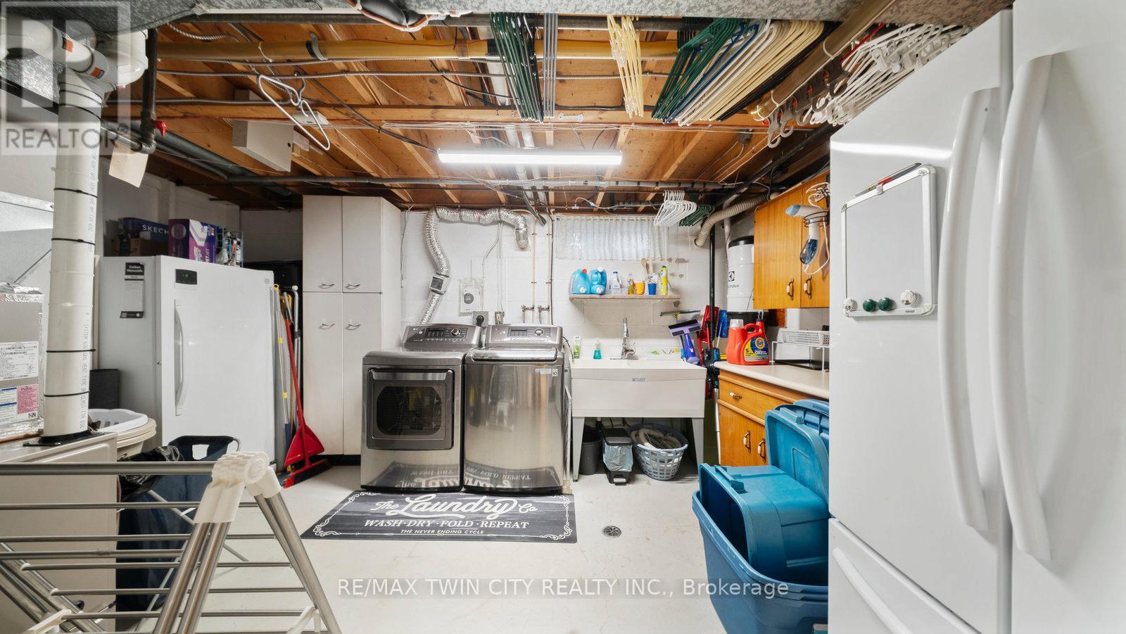 42 Palm Crescent, Brantford, Ontario  N3R 5G2 - Photo 32 - X12539636