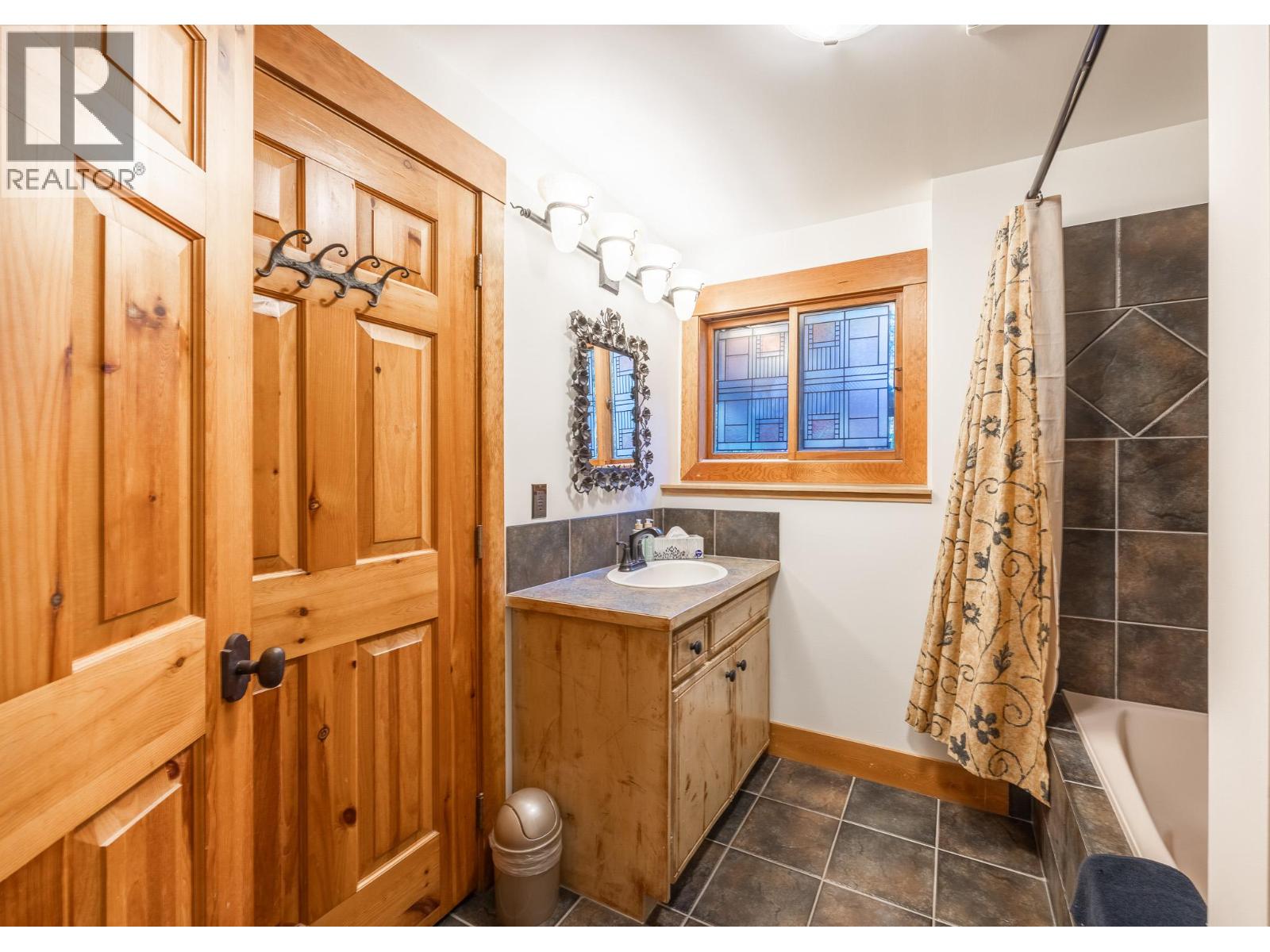 4516 Timberline Crescent, Fernie, British Columbia  V0B 1M6 - Photo 32 - 2476301