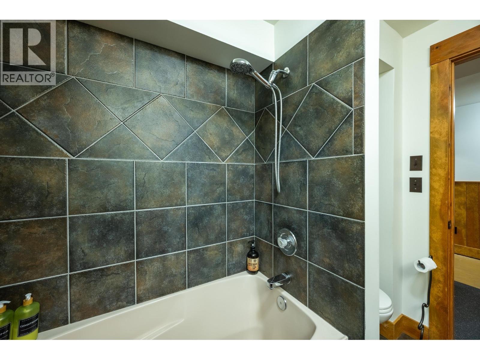 4516 Timberline Crescent, Fernie, British Columbia  V0B 1M6 - Photo 33 - 2476301