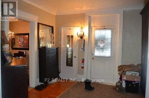 #3 - Main Floor - 253 Prospect Street, Newmarket, Ontario  L3Y 3V1 - Photo 5 - N12521530