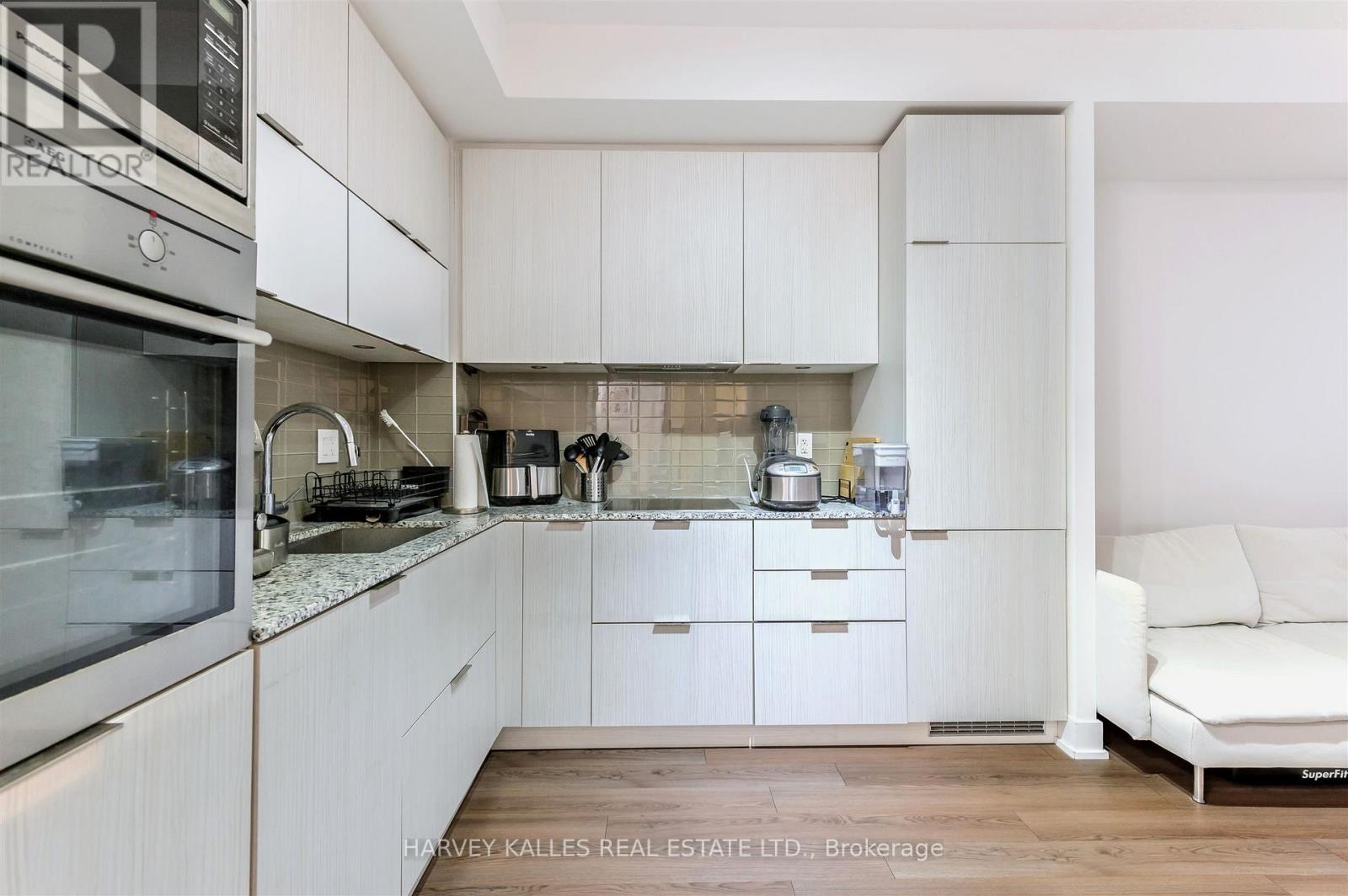 1508 - 318 Richmond Street W, Toronto, Ontario  M5V 0B4 - Photo 10 - C12539640