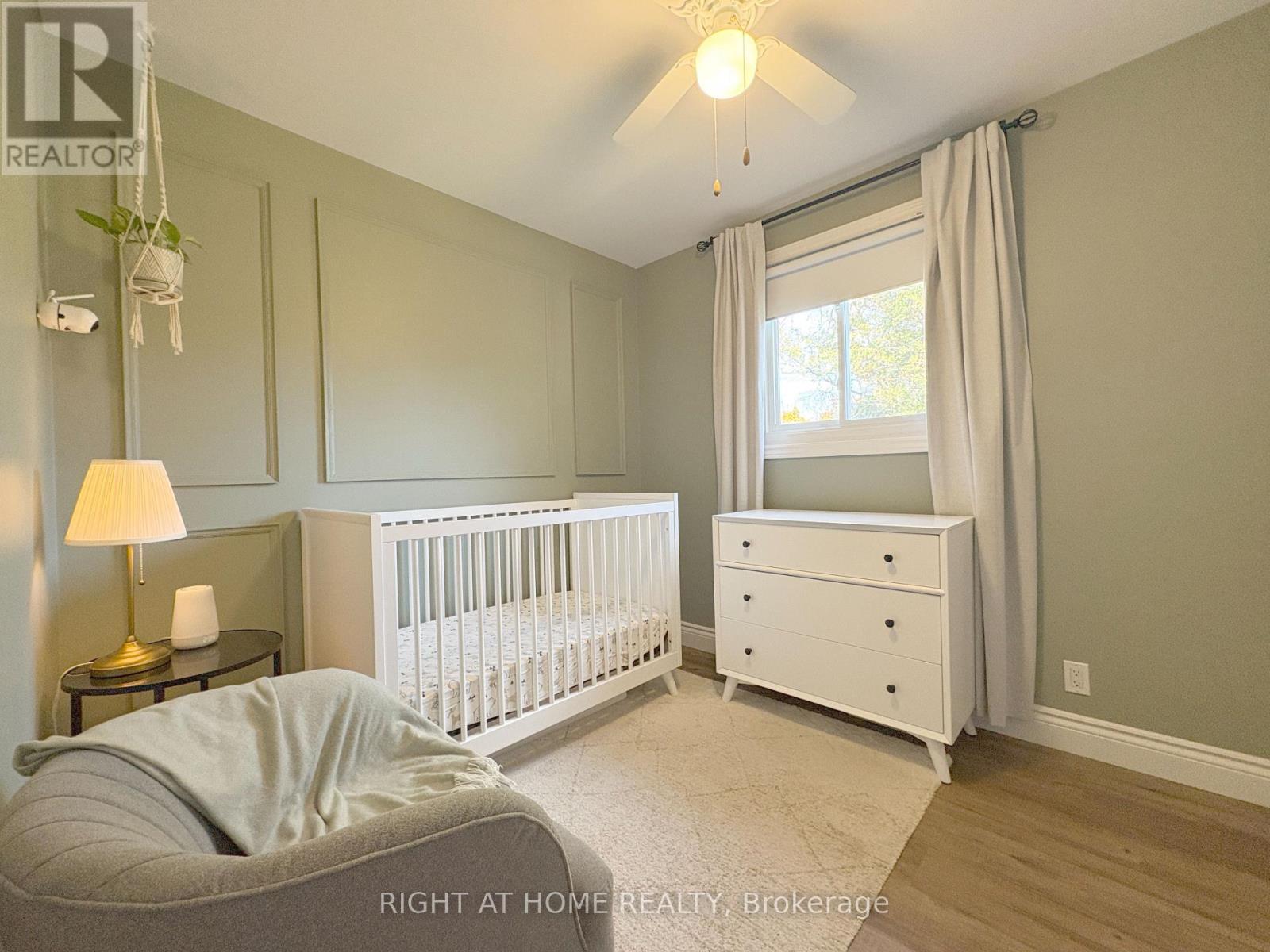 Upper - 975 Mink Street, Pickering, Ontario  L1W 2G6 - Photo 12 - E12539642