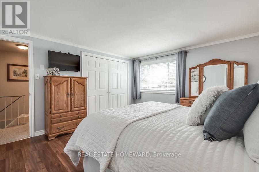 220 William Roe Boulevard, Newmarket, Ontario  L3Y 1B5 - Photo 20 - N12539676