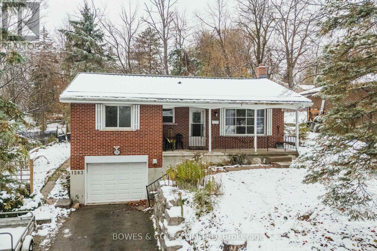 1283 Amundsen Avenue, Peterborough, Ontario K9H 6T5 - Photo 4 - X12539686