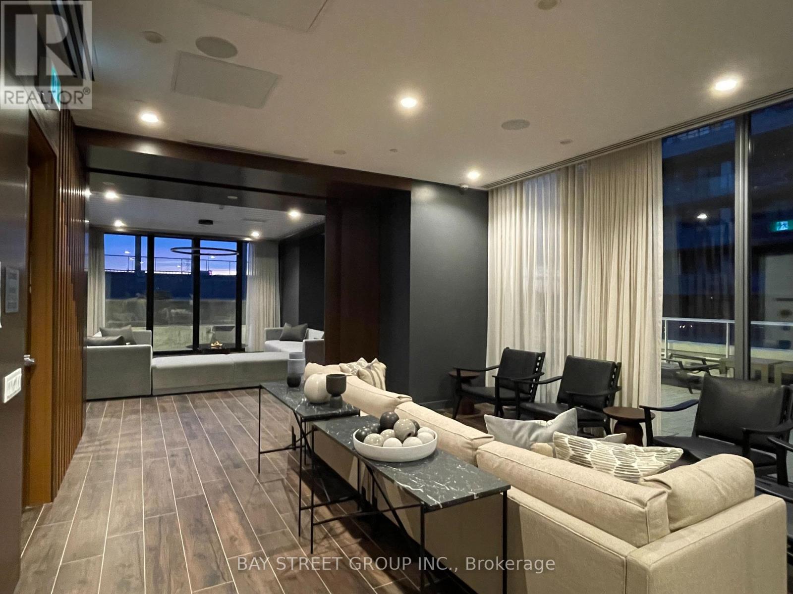 3807 - 70 Annie Craig Drive, Toronto, Ontario  M8V 0G2 - Photo 7 - W12539652