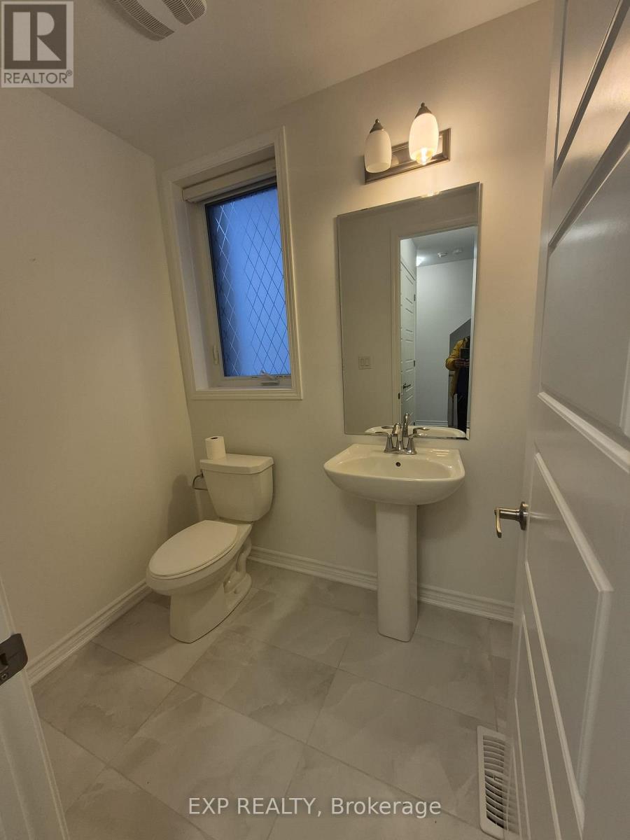 128 Marigold Gardens, Oakville, Ontario  L6H 7X7 - Photo 12 - W12539660