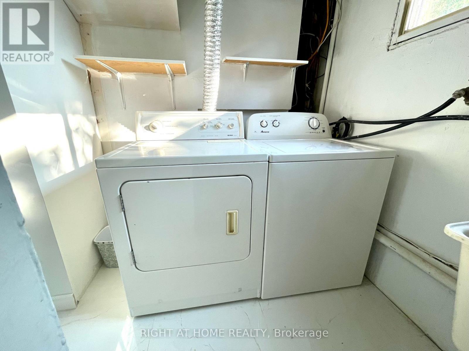 Bsmt - 3264 Fieldgate Drive, Mississauga, Ontario  L4X 2H7 - Photo 10 - W12539664