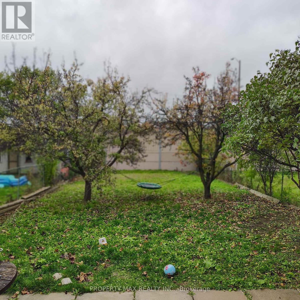 246 Simmons Boulevard, Brampton, Ontario  L6V 3Y1 - Photo 18 - W12539672