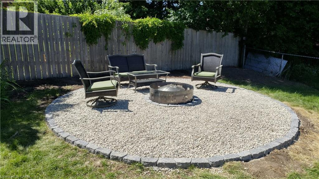 70 Young Street, St. Jacobs, Ontario  N0B 2N0 - Photo 37 - 40787002