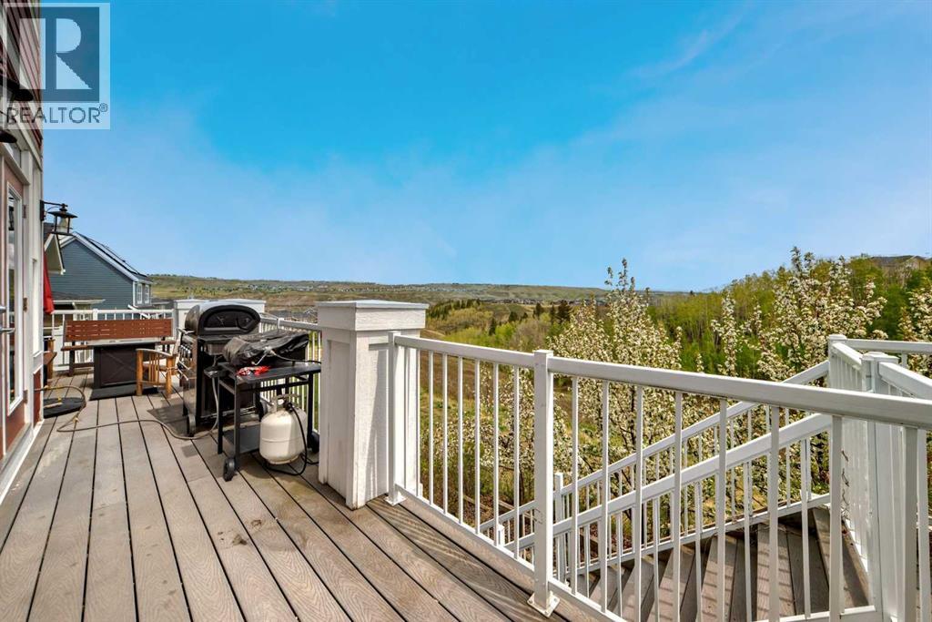 18 Ridge View Place, Cochrane, Alberta  T4C 0P9 - Photo 11 - A2224166