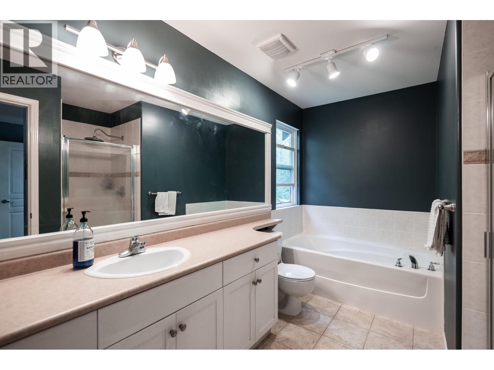 2517 Platinum Lane, Coquitlam, British Columbia  V3E 3L1 - Photo 25 - R3067033