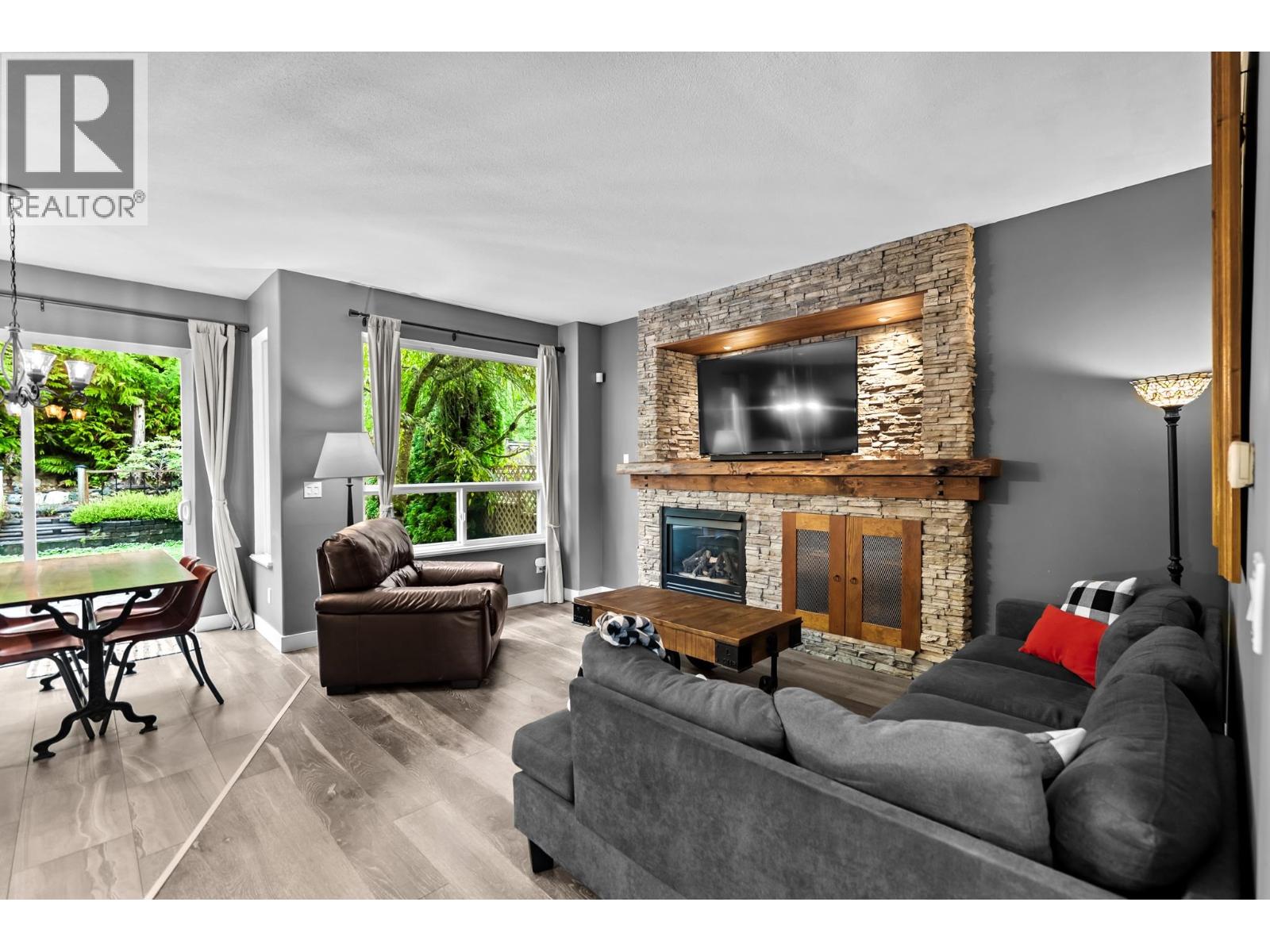 2517 Platinum Lane, Coquitlam, British Columbia  V3E 3L1 - Photo 6 - R3067033