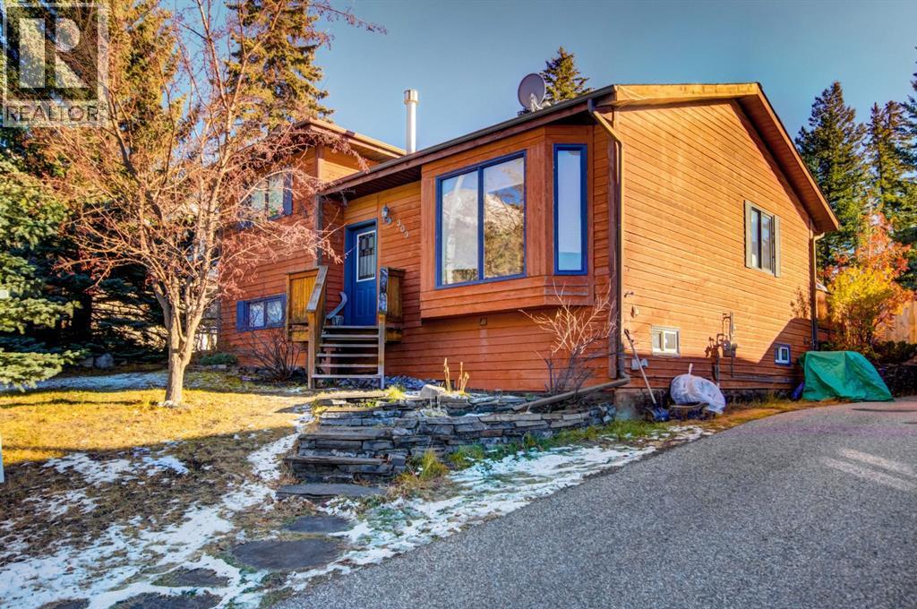 303 Pioneer Road, Canmore, Alberta