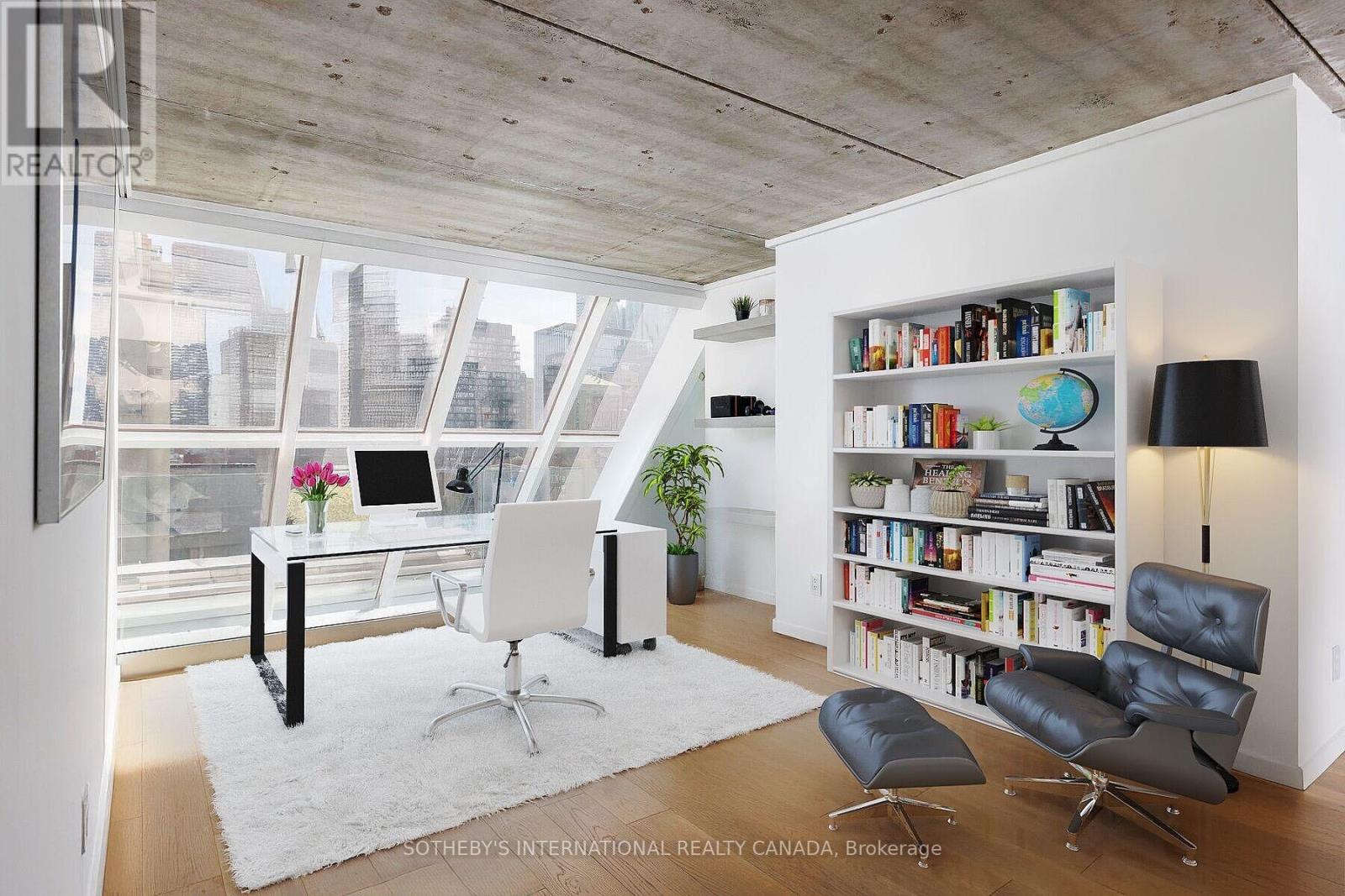 Ph 912 - 82 Lombard Street, Toronto, Ontario  M5C 2S8 - Photo 23 - C12538644