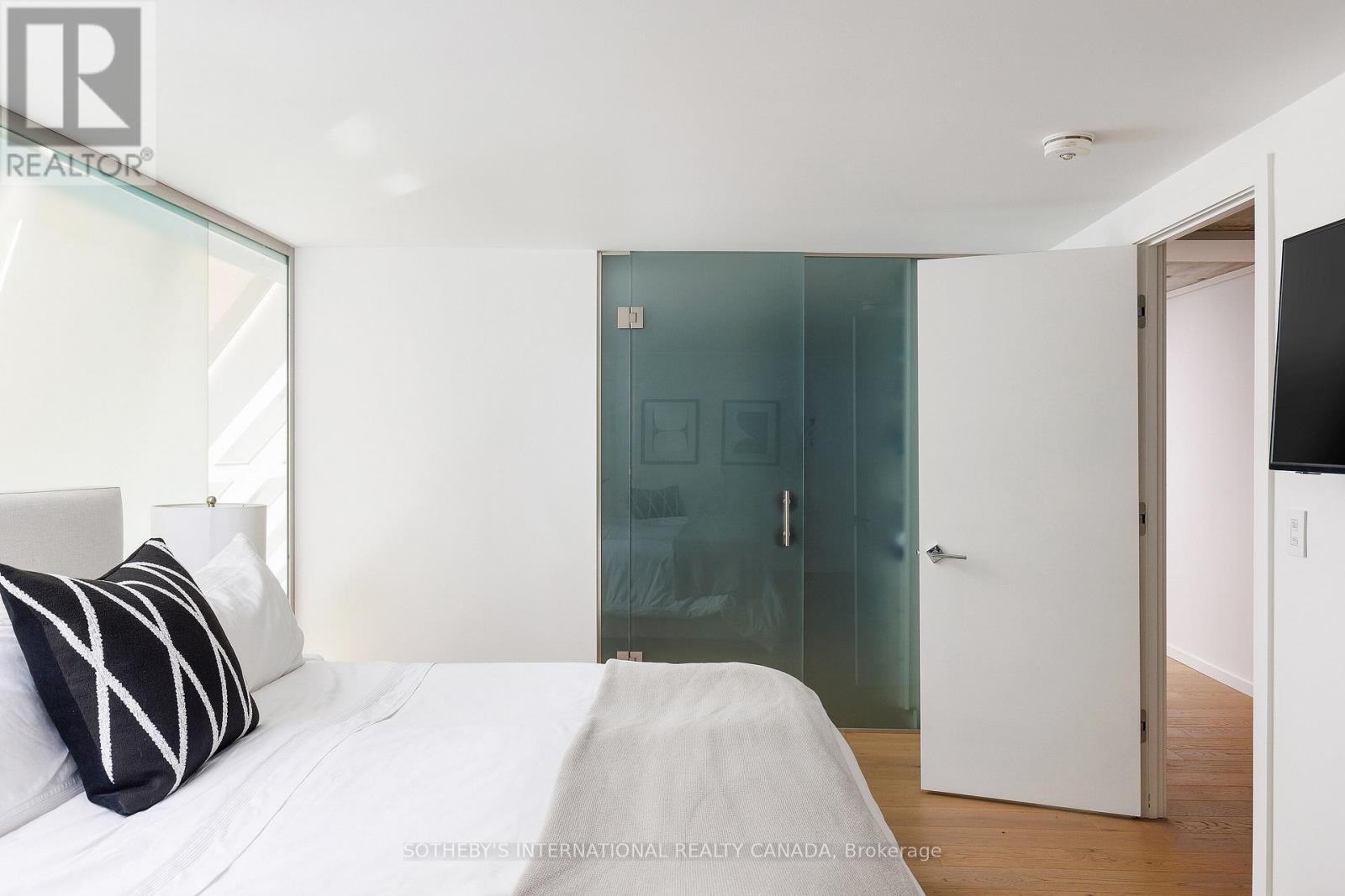 Ph 912 - 82 Lombard Street, Toronto, Ontario  M5C 2S8 - Photo 20 - C12538644