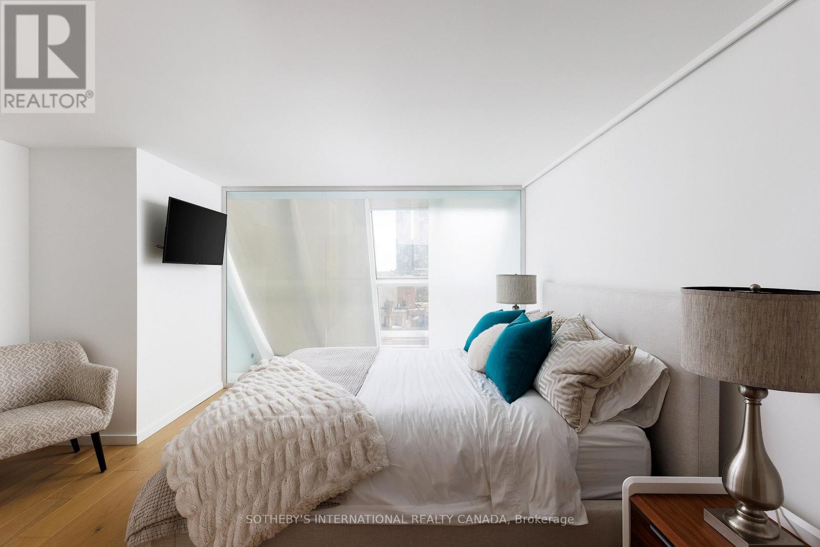 Ph 912 - 82 Lombard Street, Toronto, Ontario  M5C 2S8 - Photo 24 - C12538644