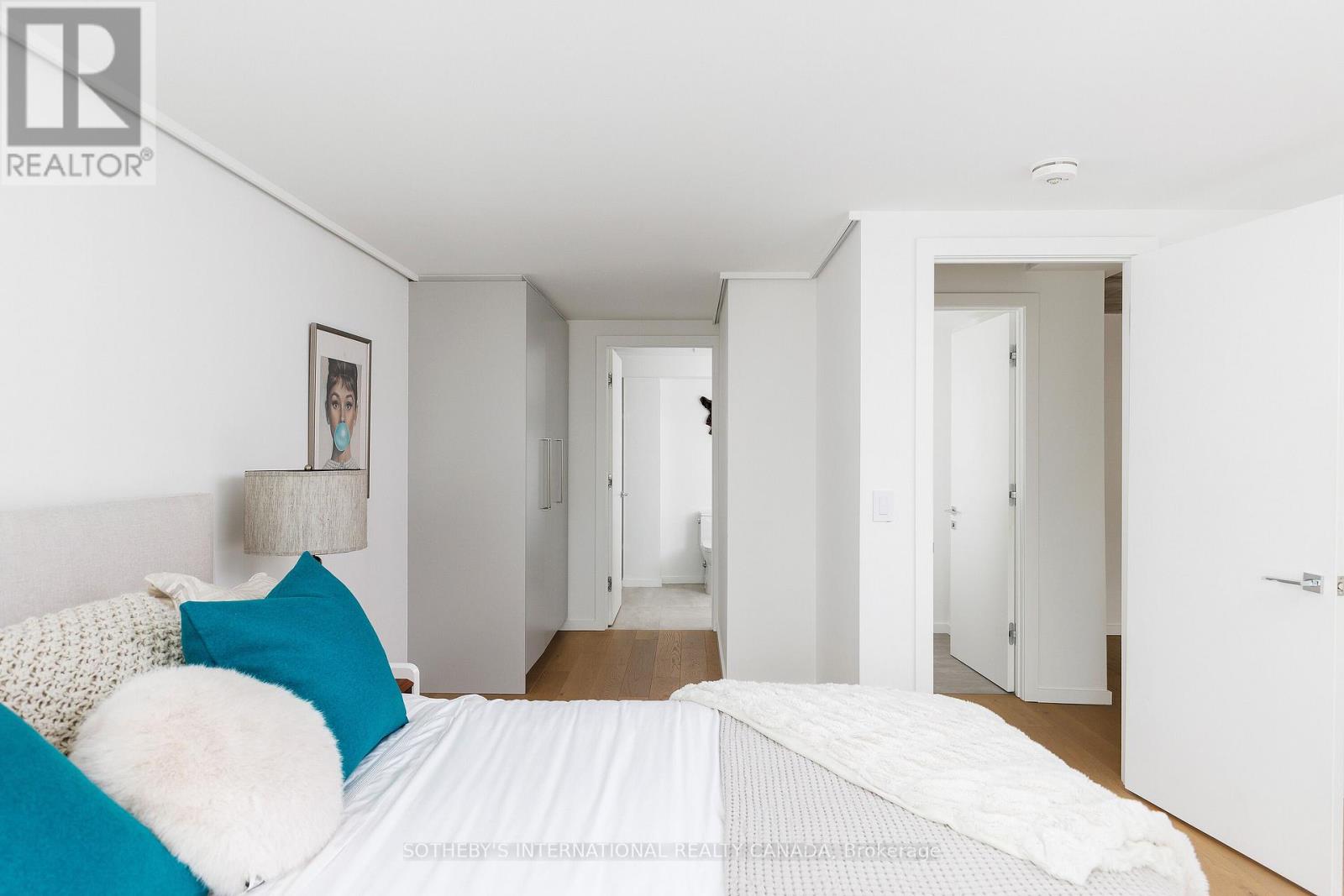 Ph 912 - 82 Lombard Street, Toronto, Ontario  M5C 2S8 - Photo 25 - C12538644