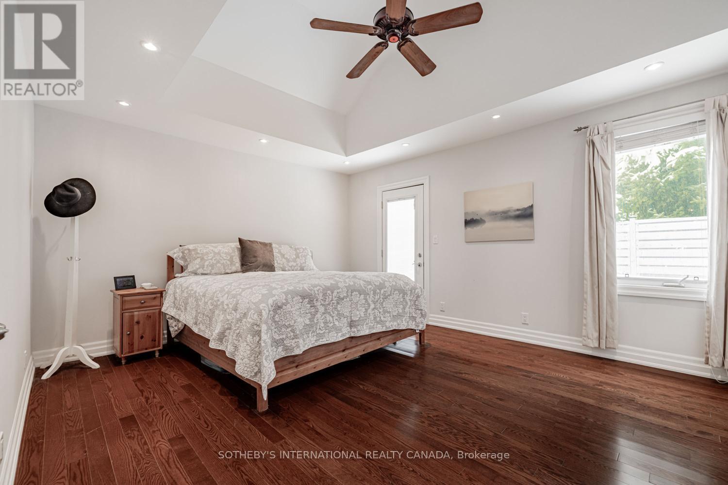 122 Kenwood Avenue, Toronto, Ontario  M6C 2S3 - Photo 22 - C12539690