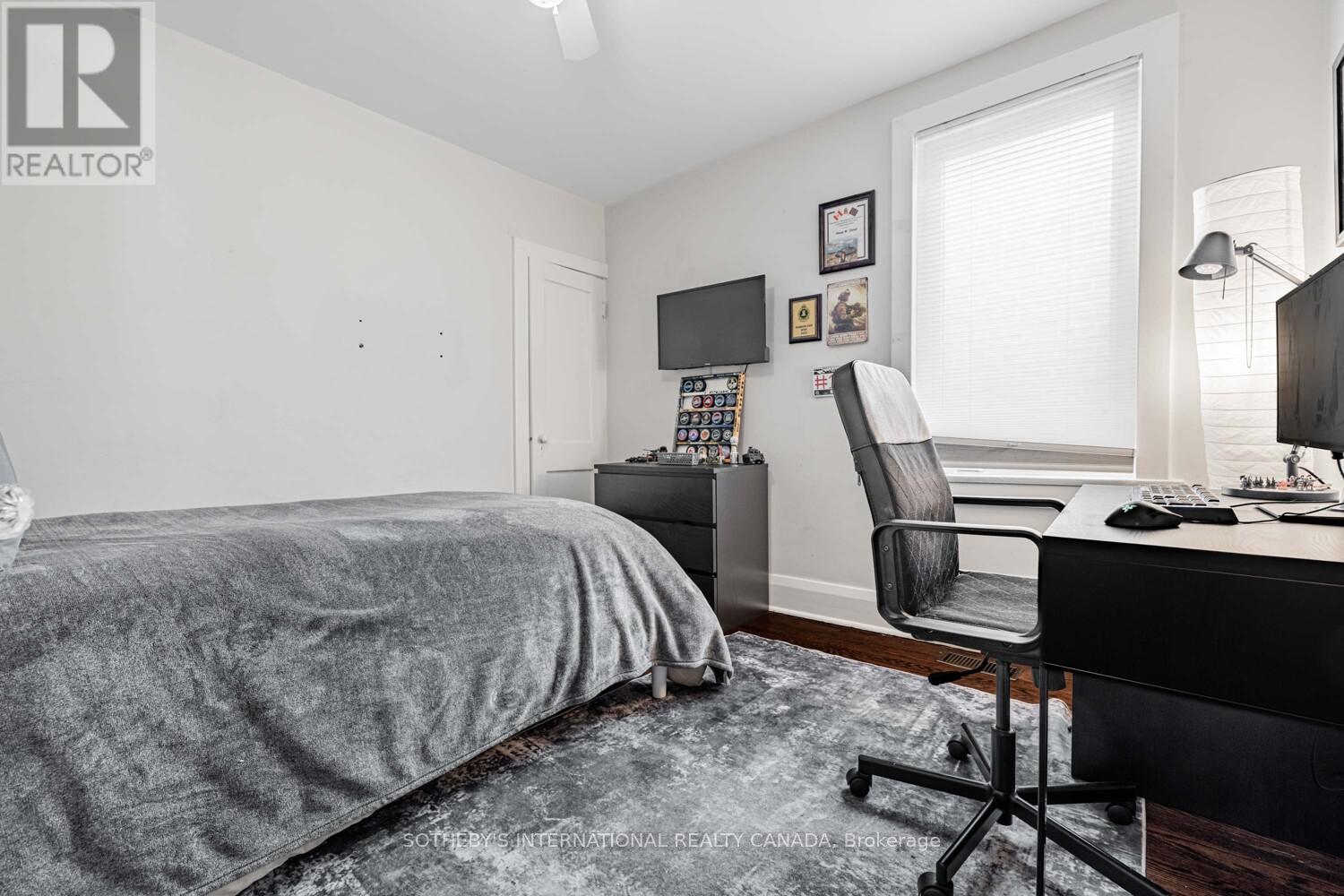 122 Kenwood Avenue, Toronto, Ontario  M6C 2S3 - Photo 27 - C12539690