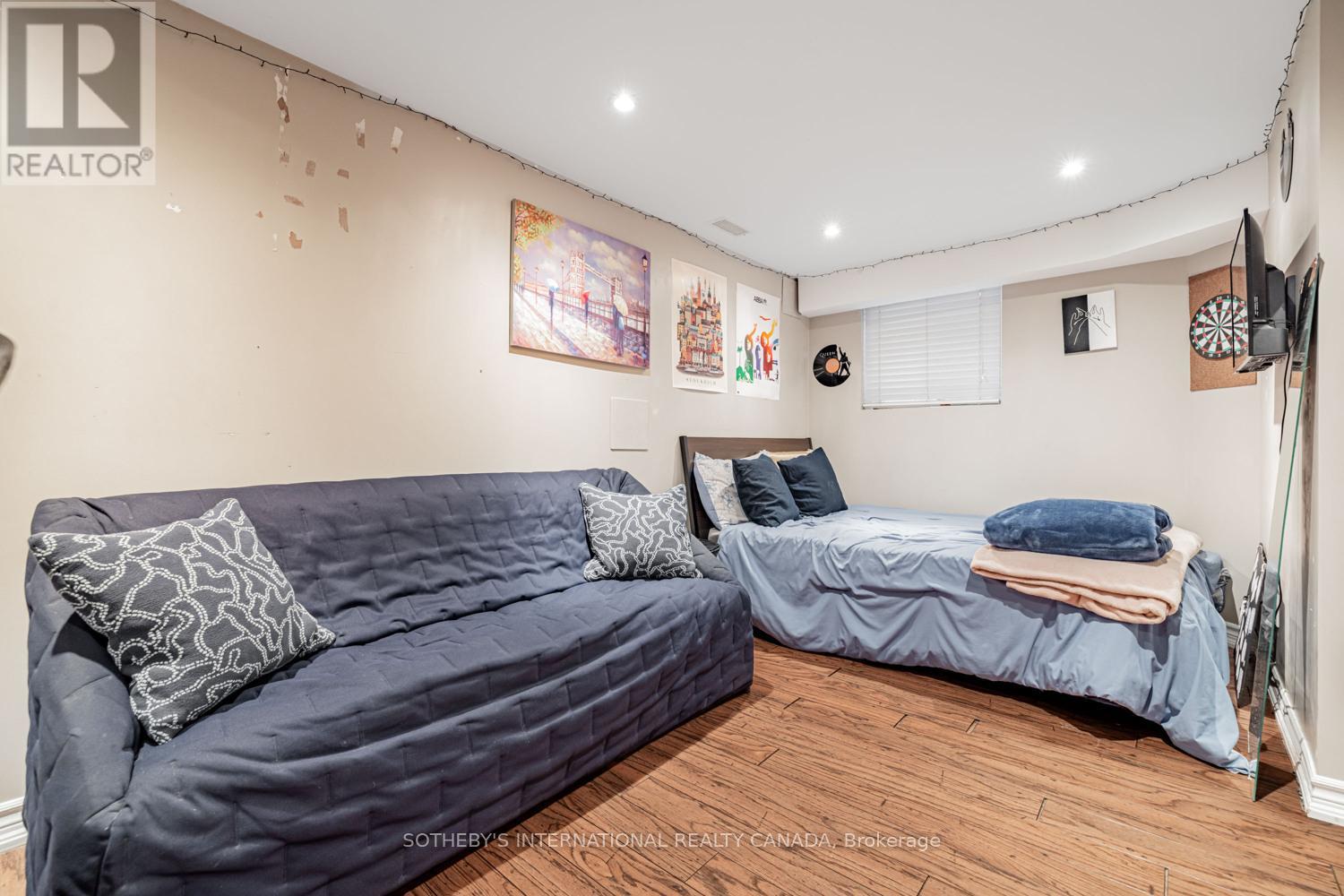 122 Kenwood Avenue, Toronto, Ontario  M6C 2S3 - Photo 30 - C12539690