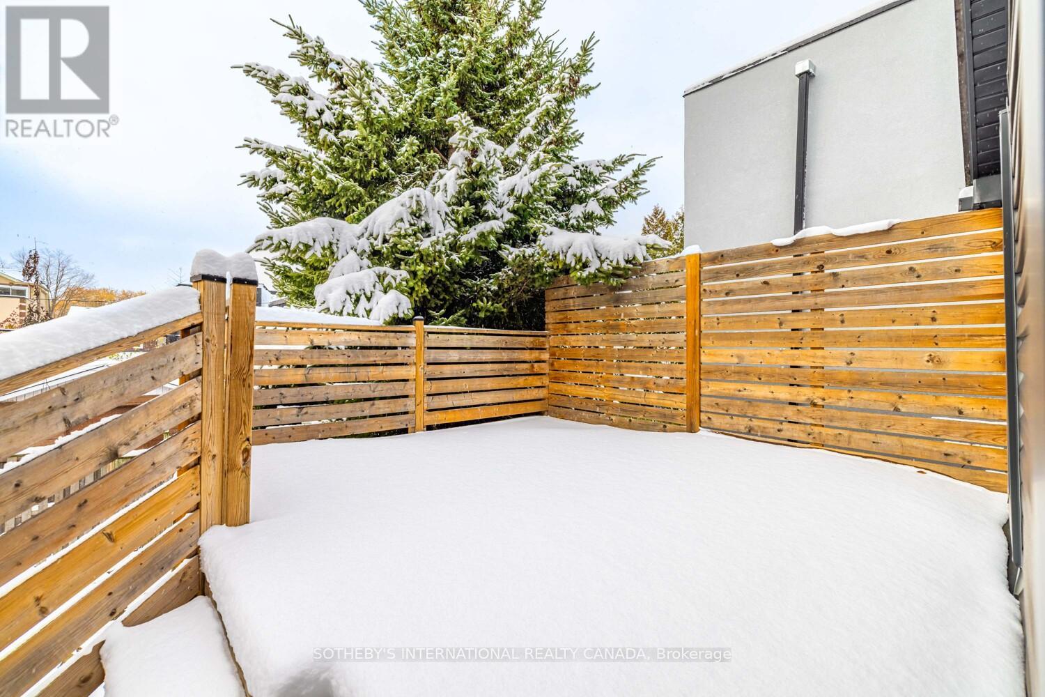 122 Kenwood Avenue, Toronto, Ontario  M6C 2S3 - Photo 35 - C12539690