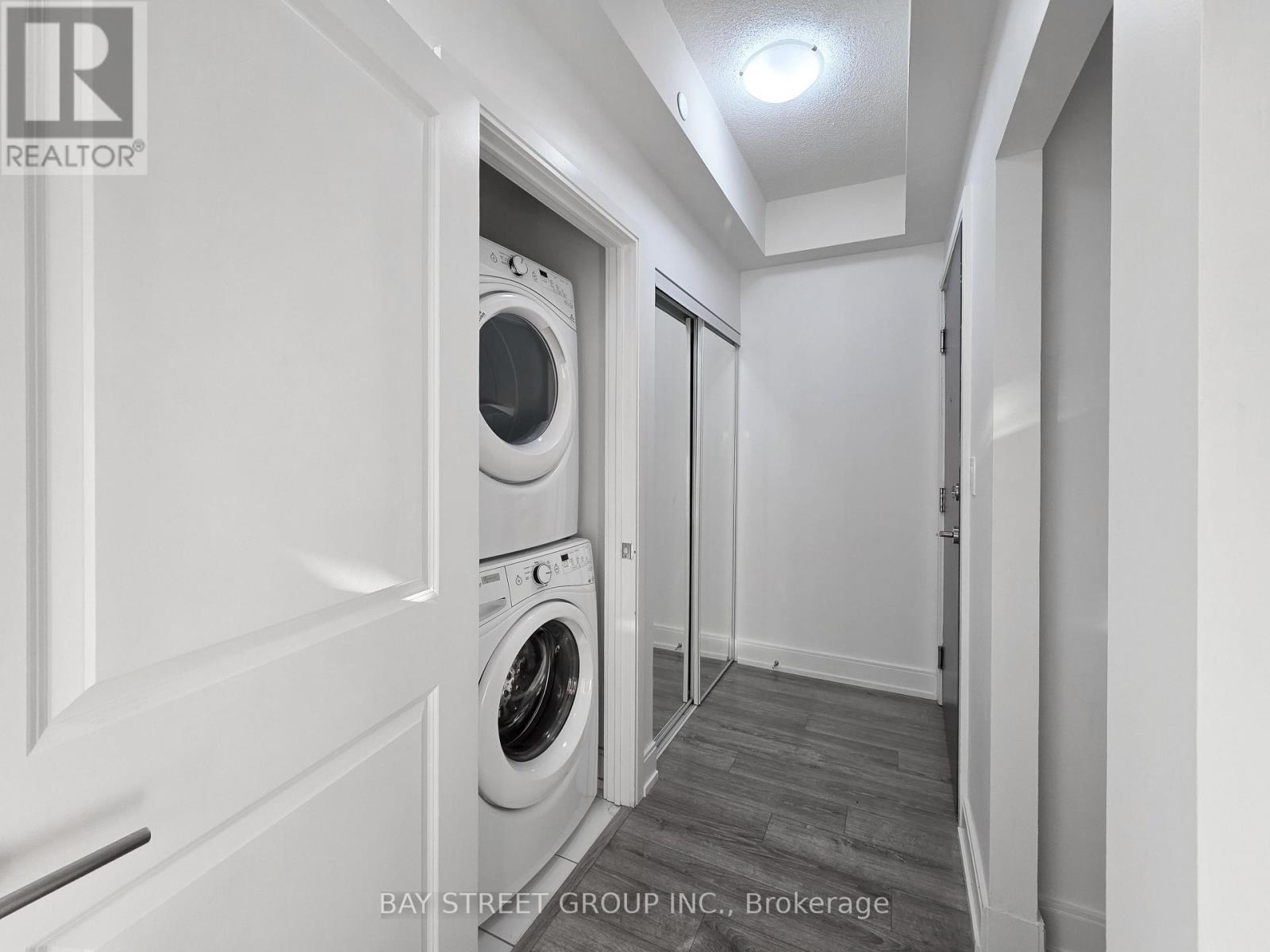 705b - 9608 Yonge Street, Richmond Hill, Ontario  L4C 0X4 - Photo 26 - N12539684