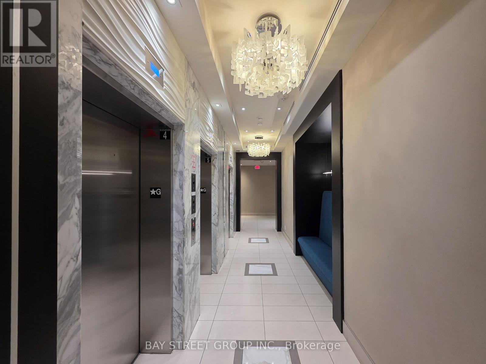 705b - 9608 Yonge Street, Richmond Hill, Ontario  L4C 0X4 - Photo 30 - N12539684