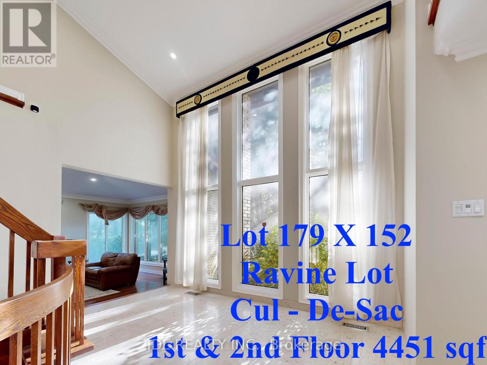 11 MOODIE DRIVE, Richmond Hill, Ontario