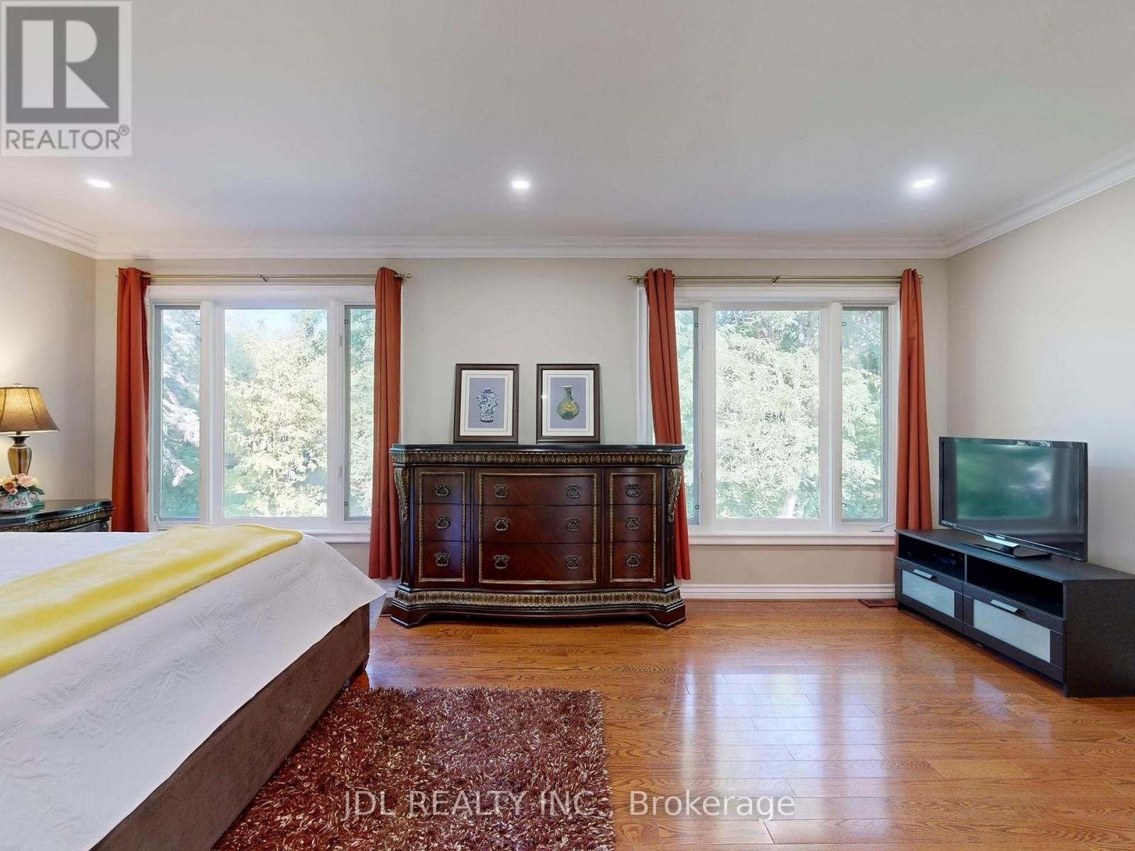 11 Moodie Drive, Richmond Hill, Ontario  L4C 8C9 - Photo 18 - N12539696