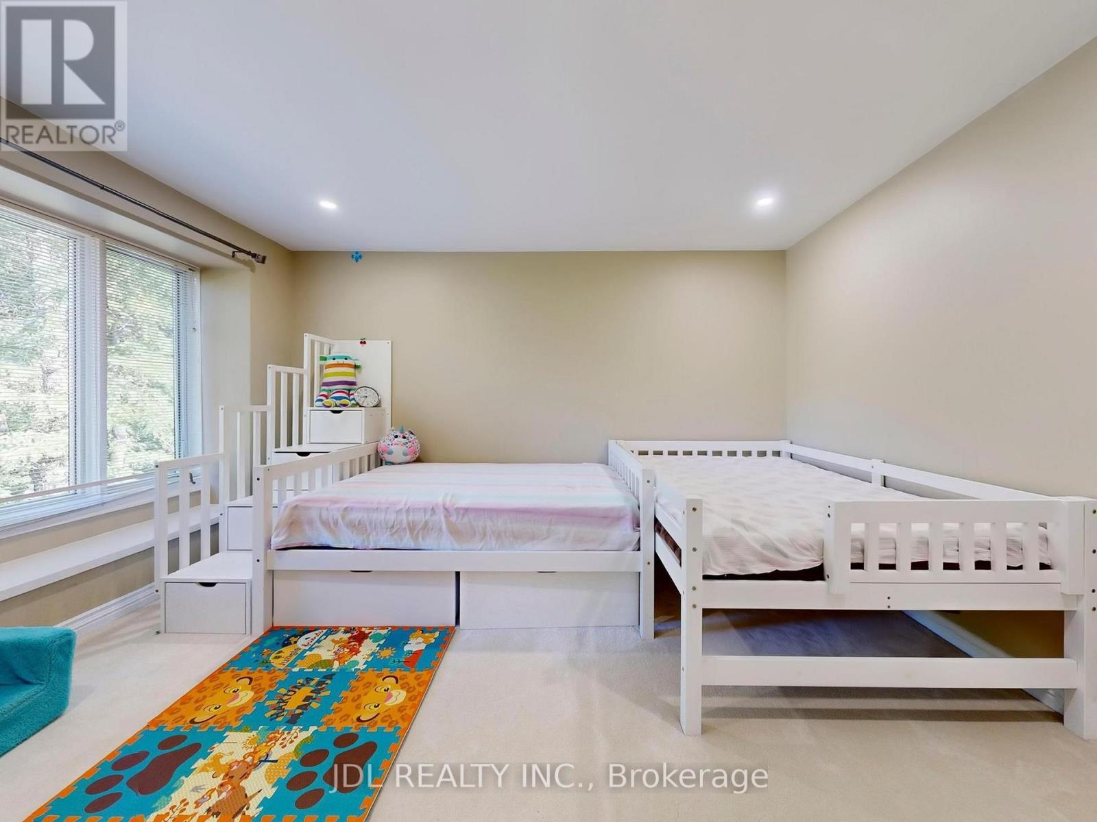 11 Moodie Drive, Richmond Hill, Ontario  L4C 8C9 - Photo 21 - N12539696