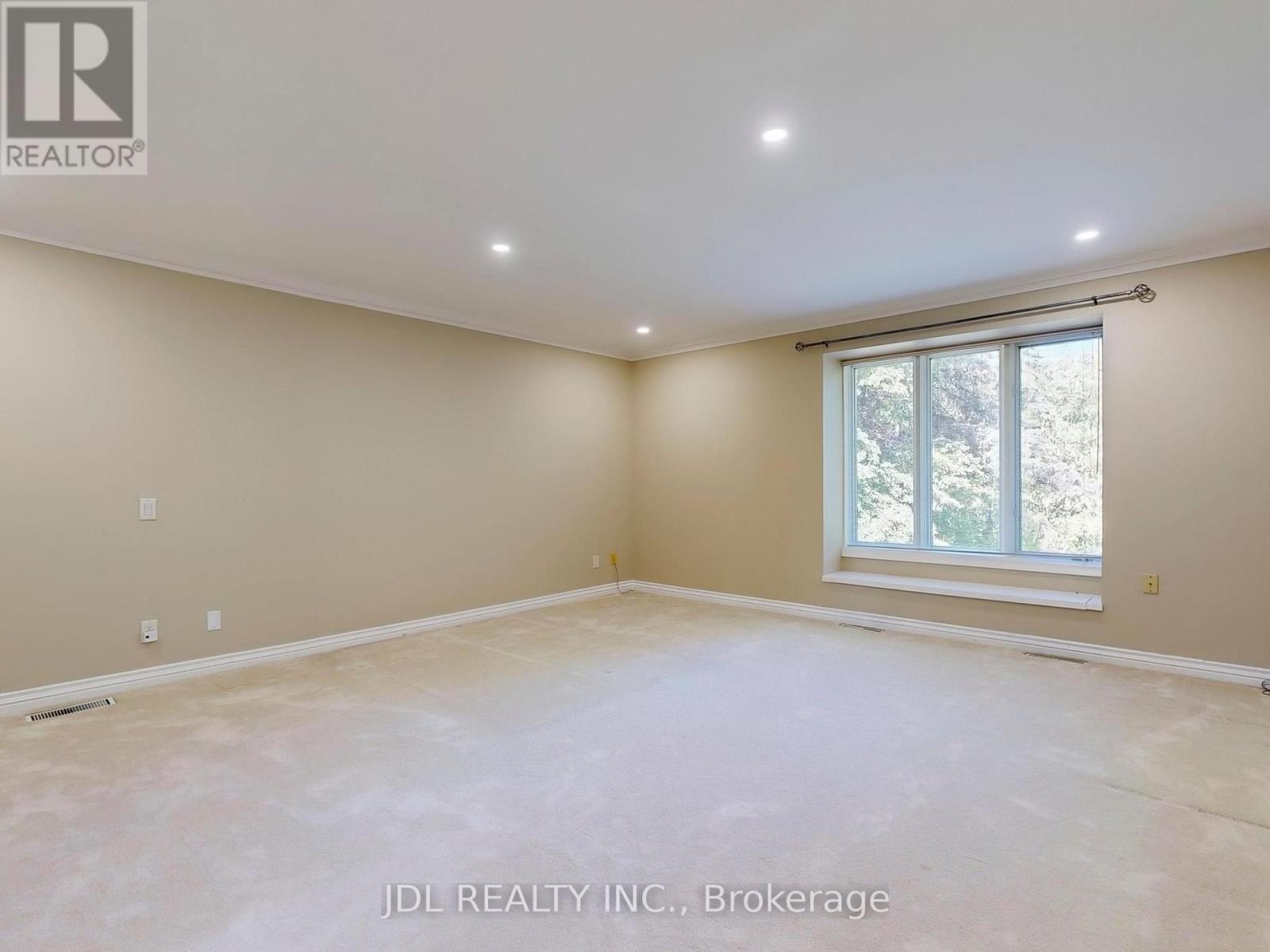 11 Moodie Drive, Richmond Hill, Ontario  L4C 8C9 - Photo 24 - N12539696