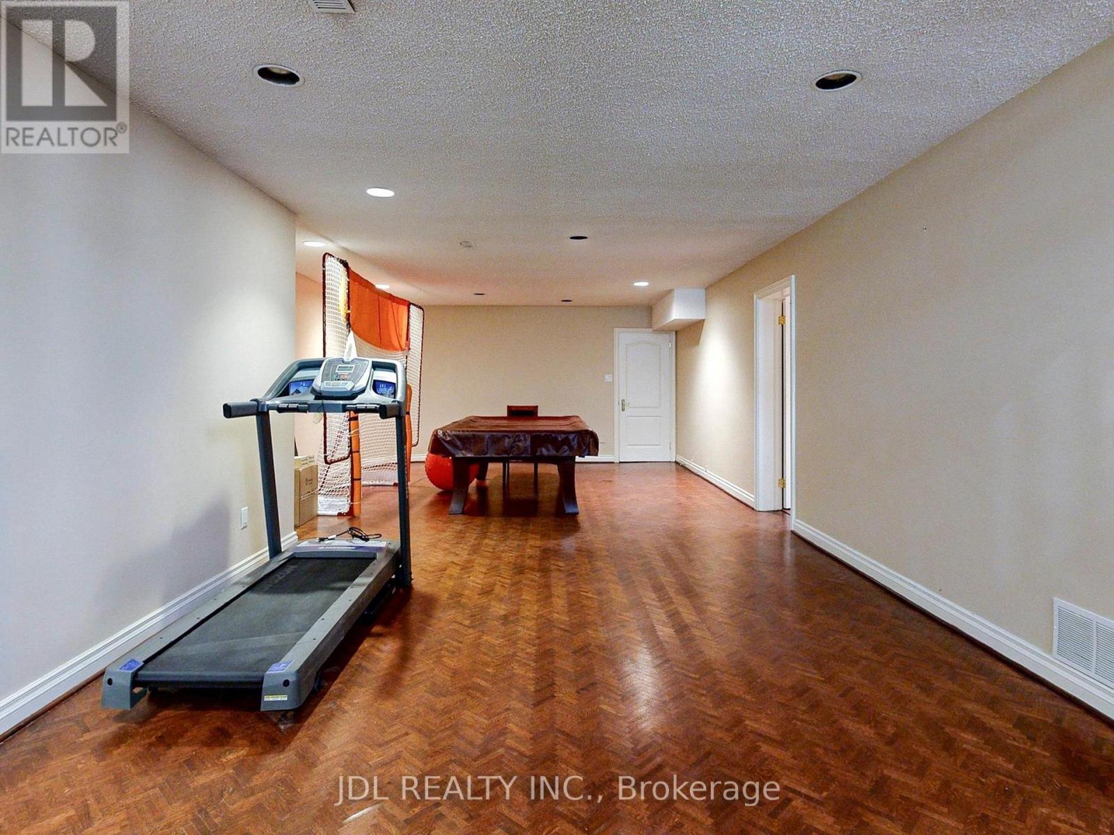 11 Moodie Drive, Richmond Hill, Ontario  L4C 8C9 - Photo 25 - N12539696