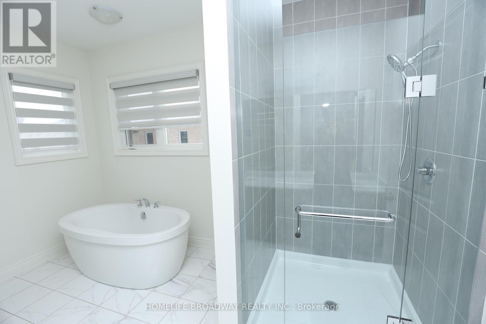 5 Boccella Crescent, Richmond Hill, Ontario L4B 0H9 - Photo 13 - N12310019