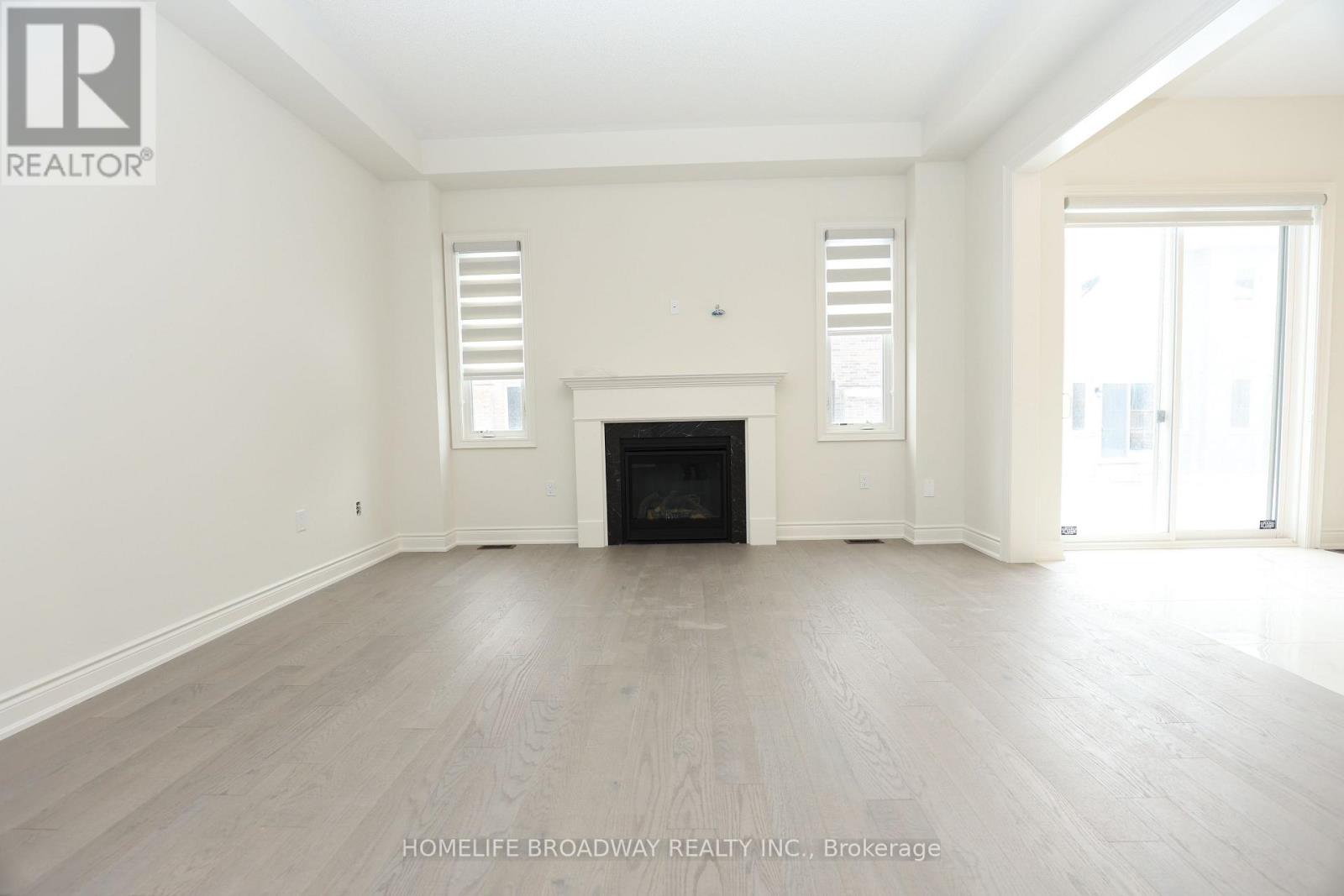 5 Boccella Crescent, Richmond Hill, Ontario L4B 0H9 - Photo 3 - N12310019