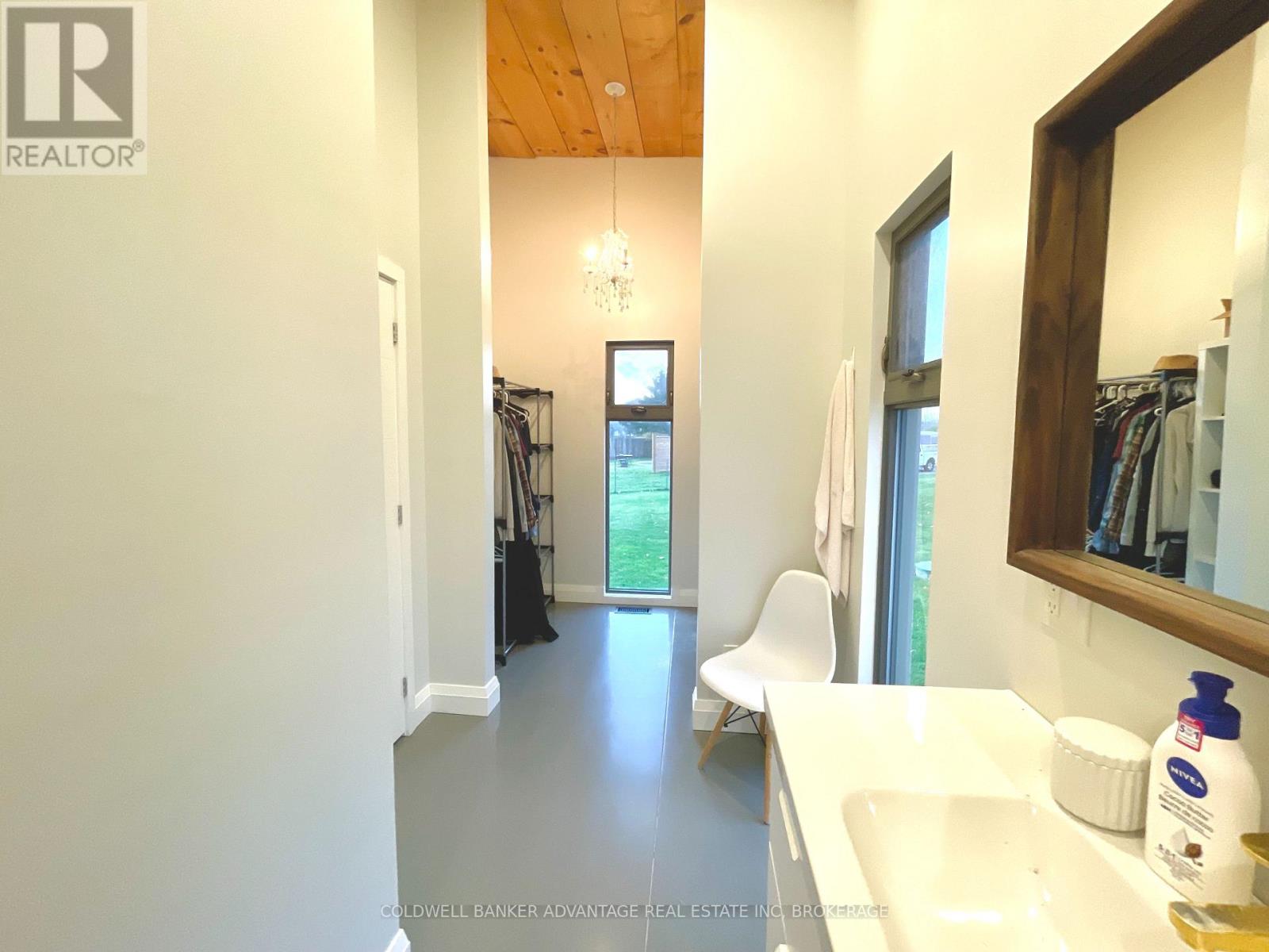 817 Doans Ridge Road, Welland, Ontario L3B 5N7 - Photo 24 - X12539704