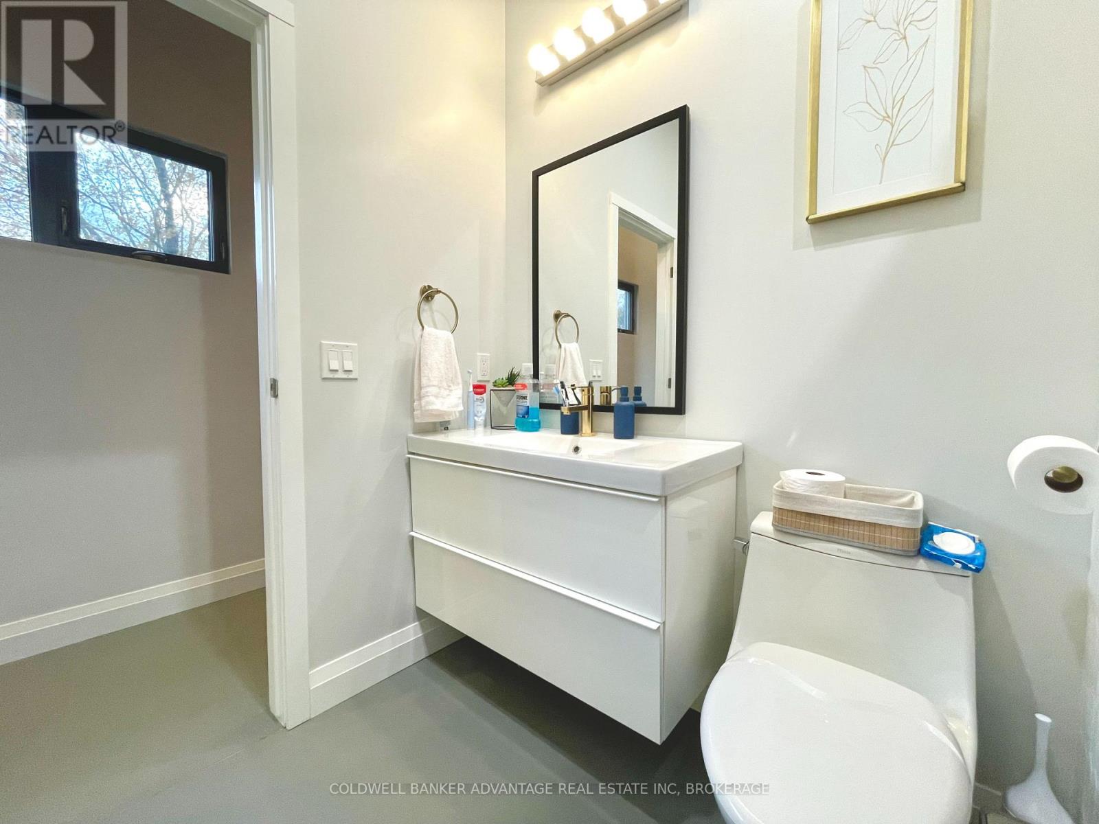 817 Doans Ridge Road, Welland, Ontario L3B 5N7 - Photo 25 - X12539704