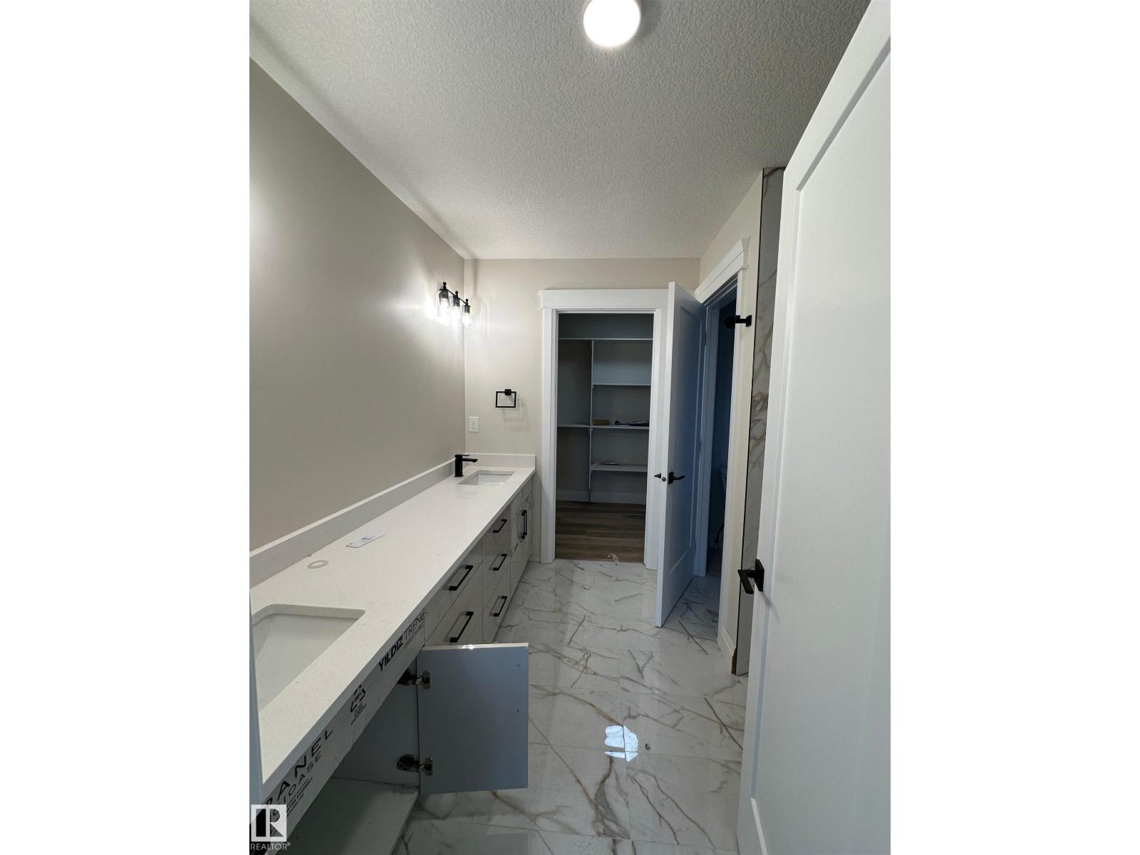 19034 20a Ave Nw, Edmonton, Alberta  T6M 3A7 - Photo 5 - E4457371