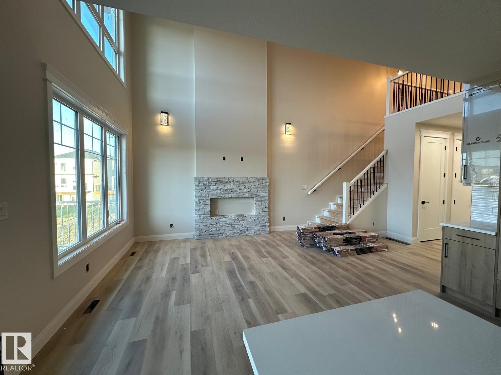 19034 20a Ave Nw, Edmonton, Alberta  T6M 3A7 - Photo 3 - E4457371