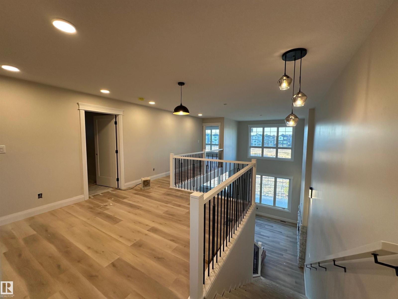 19034 20a Ave Nw, Edmonton, Alberta  T6M 3A7 - Photo 4 - E4457371