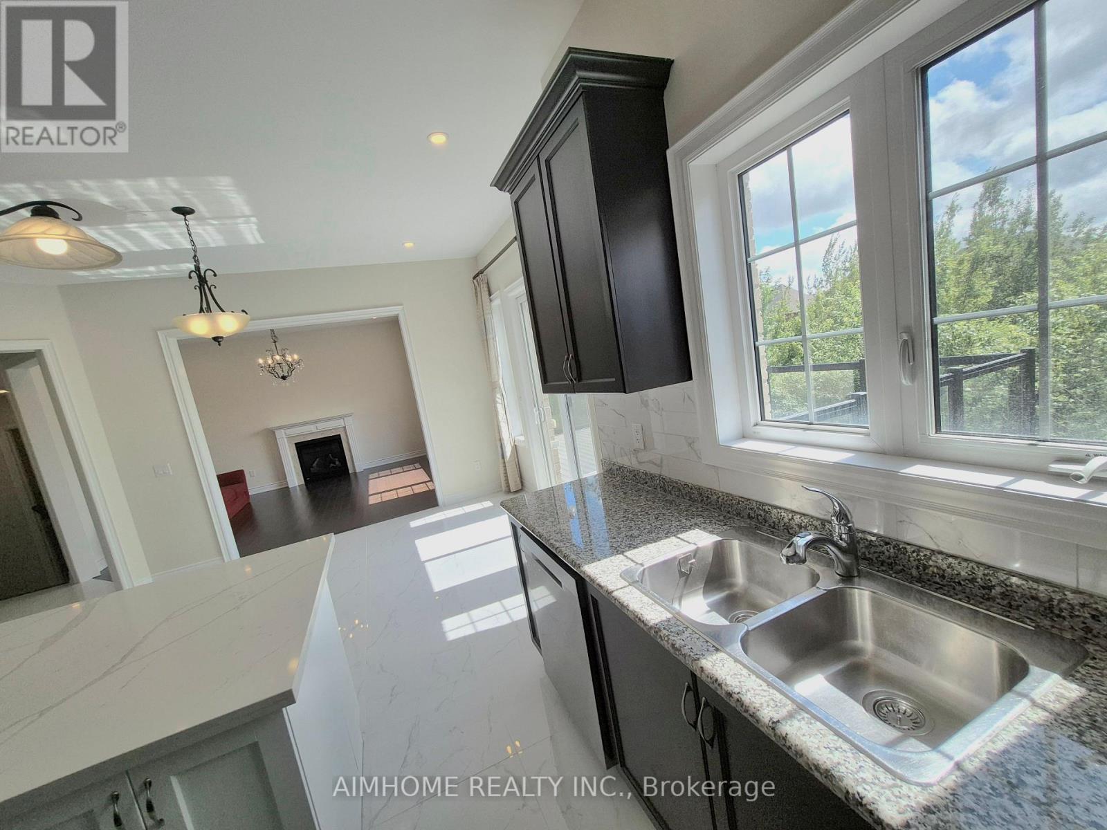 3150 Sunflower Drive, Oakville, Ontario  L6M 0Z4 - Photo 16 - W12365535