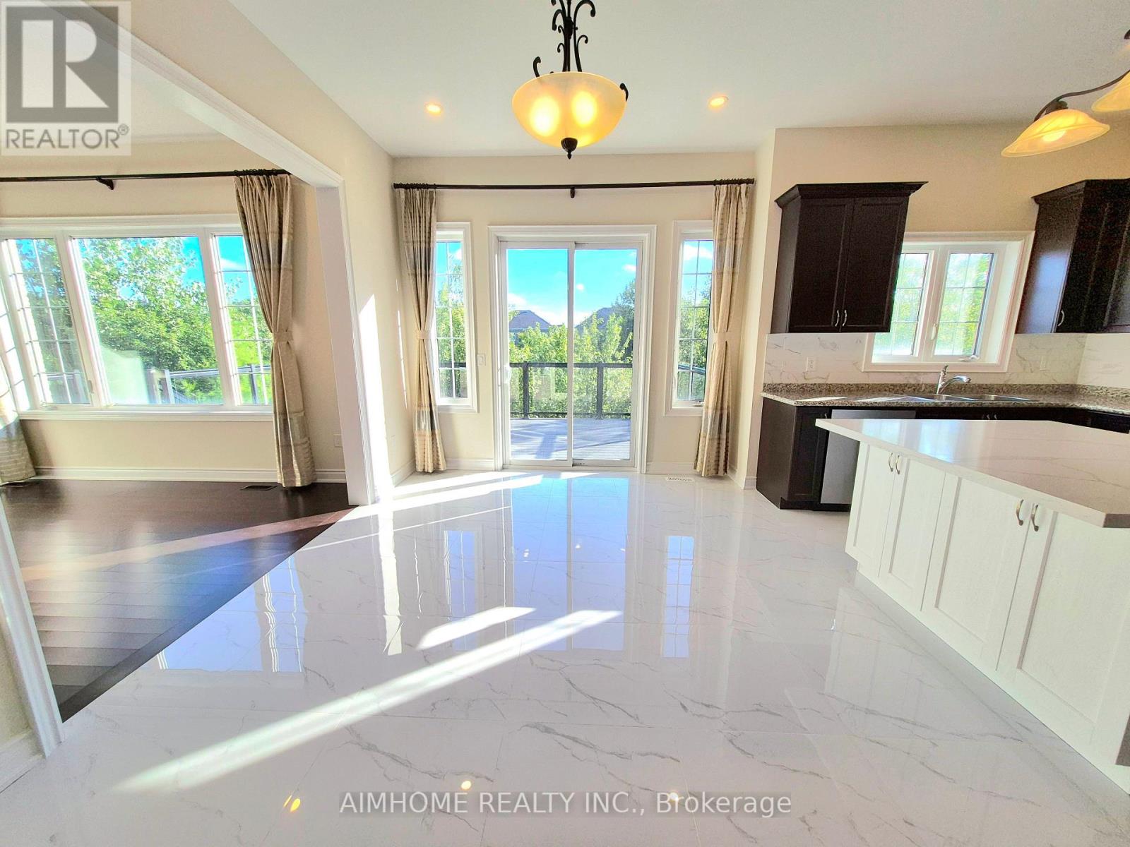 3150 Sunflower Drive, Oakville, Ontario  L6M 0Z4 - Photo 9 - W12365535