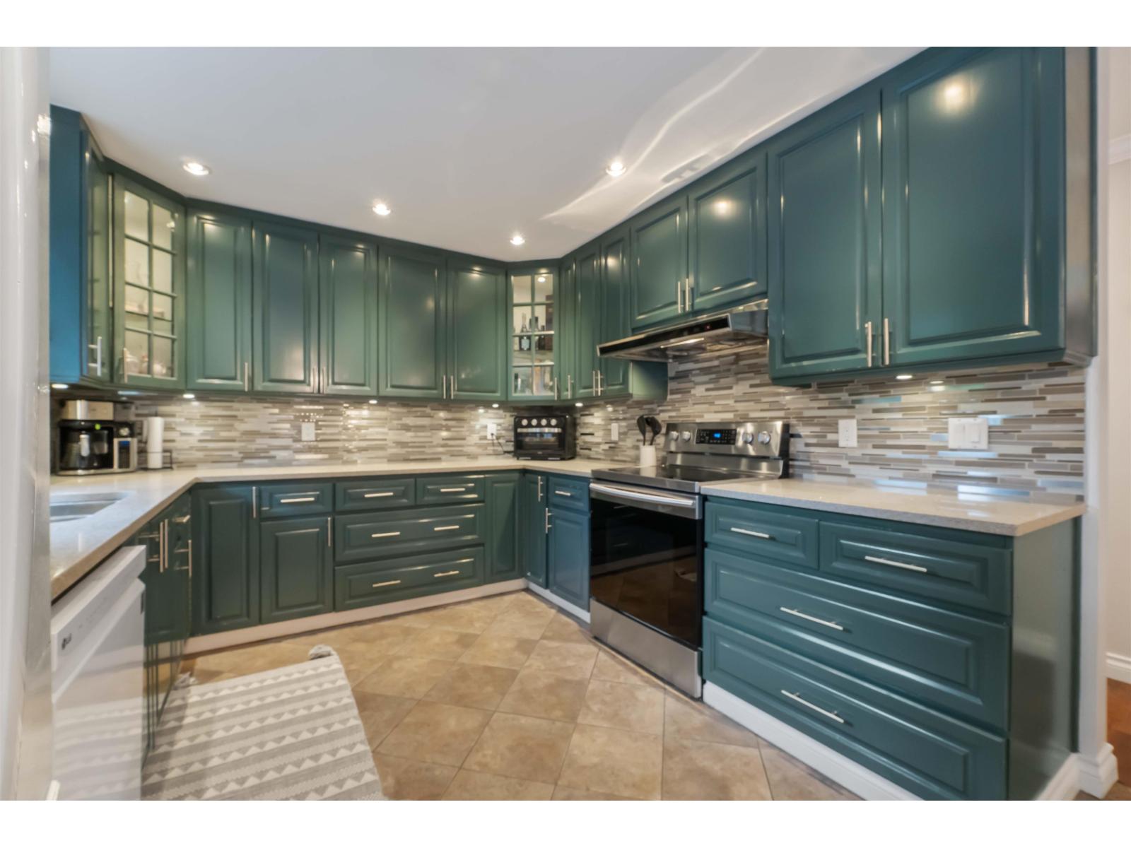 3809 207 Street, Langley, British Columbia V3A 4X5 - Photo 11 - R3053509