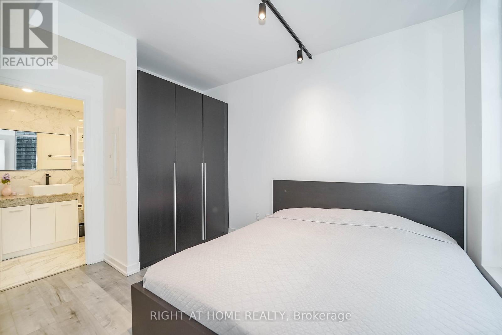 Ph02 - 15 Singer Court, Toronto, Ontario  M2K 0B1 - Photo 32 - C12539700