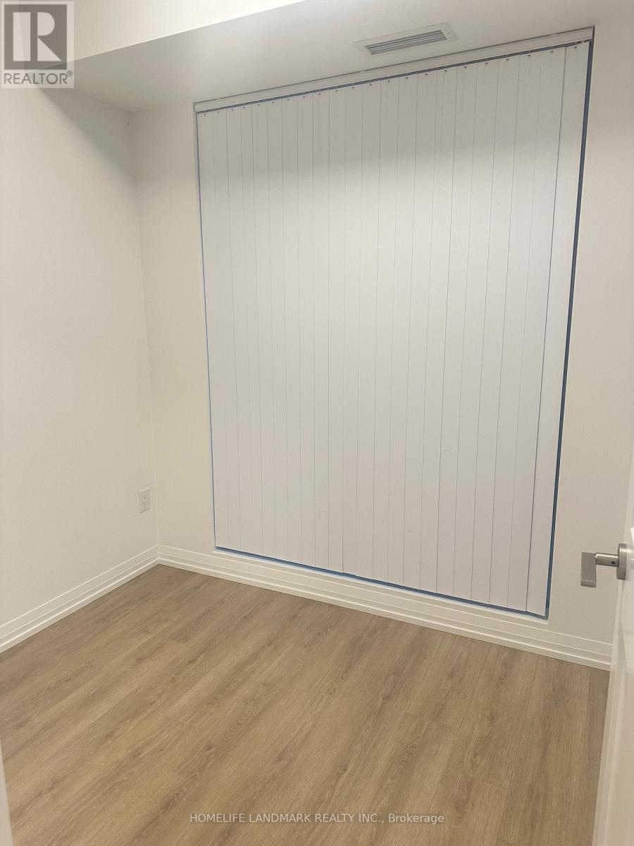 1012 - 8 Widmer Street, Toronto, Ontario  M5V 0W6 - Photo 10 - C12539712