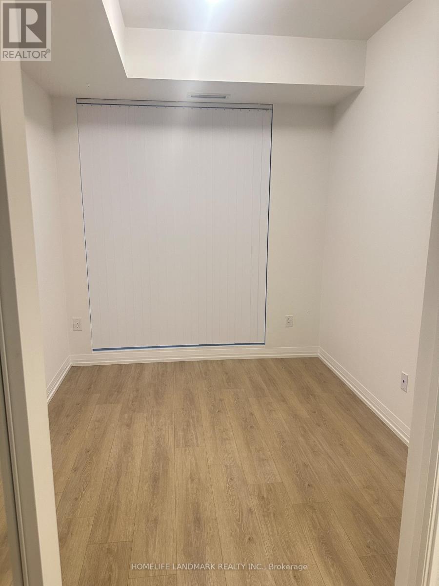 1012 - 8 Widmer Street, Toronto, Ontario  M5V 0W6 - Photo 9 - C12539712