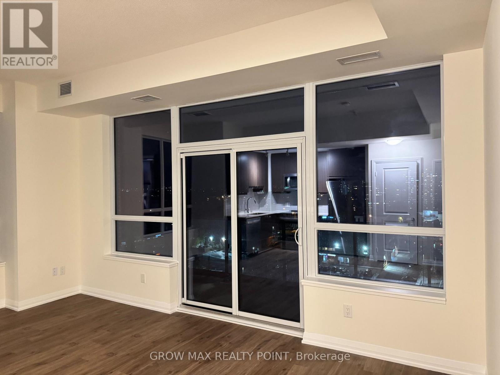 1029 - 3270 Sheppard Avenue E, Toronto, Ontario  M1T 3K3 - Photo 5 - E12539716