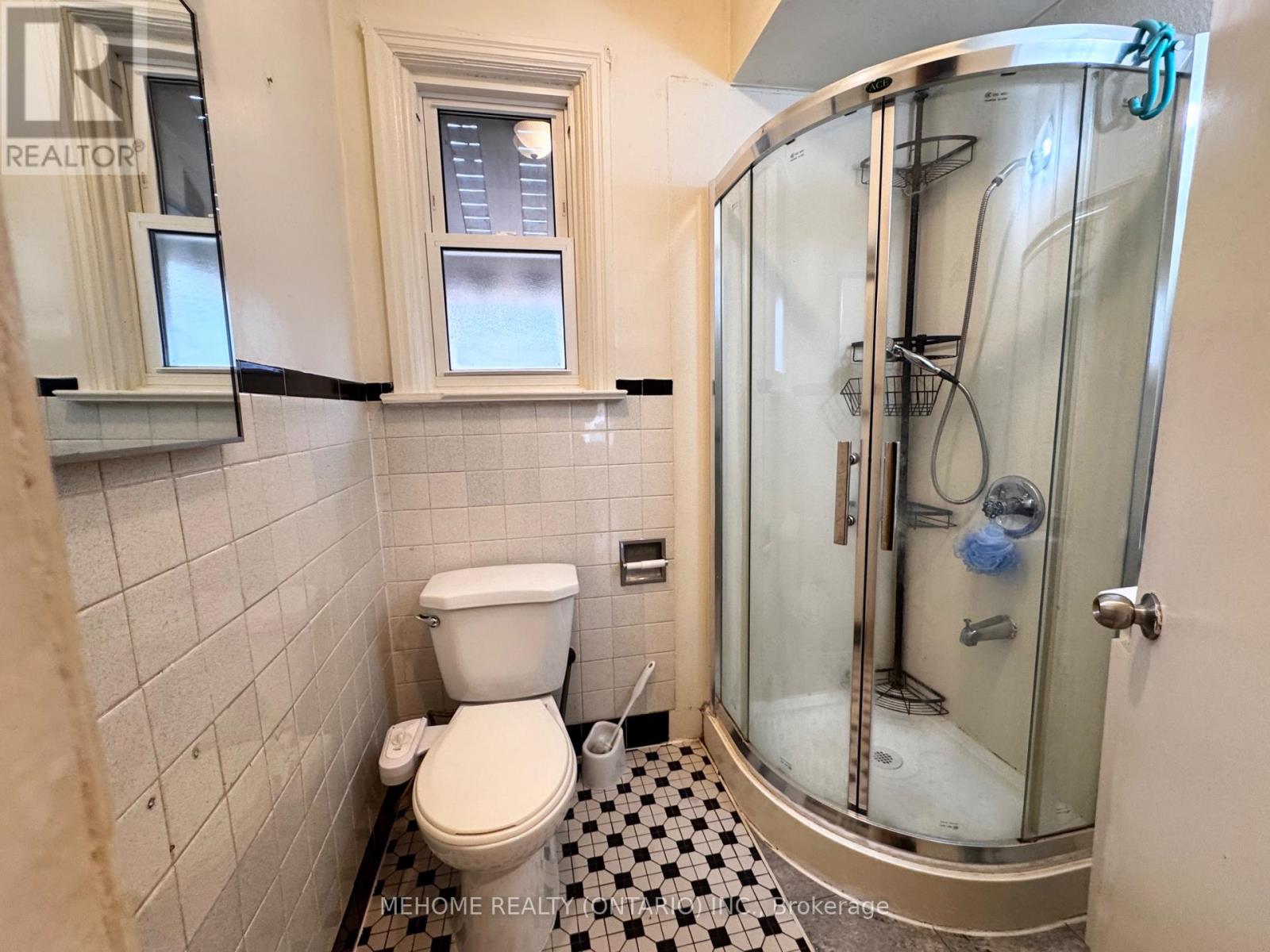 292 Poyntz Avenue, Toronto, Ontario  M2N 1J9 - Photo 10 - C12532514