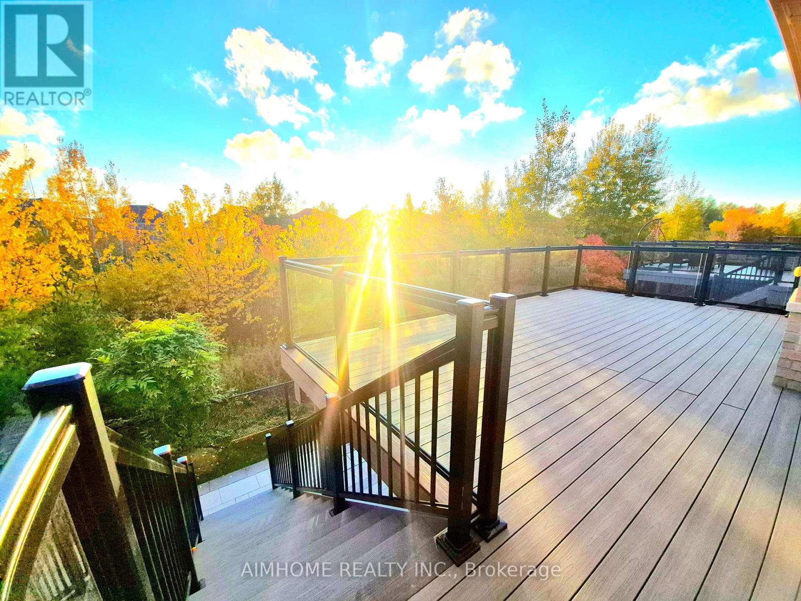 3150 Sunflower Drive, Oakville, Ontario  L6M 0Z4 - Photo 4 - W12365535